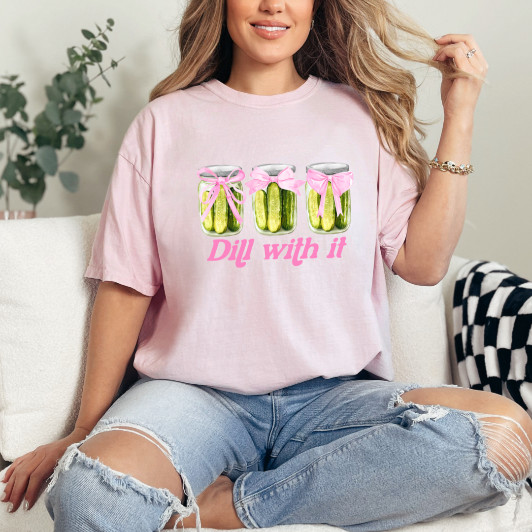 Camiseta gráfica Dill With It