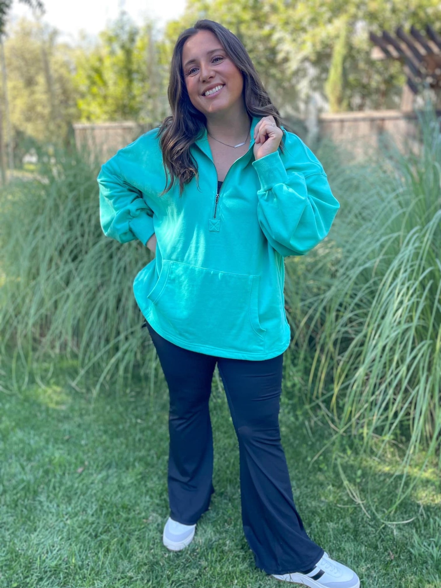 Sudadera con capucha y media cremallera Hendrick en nueve colores