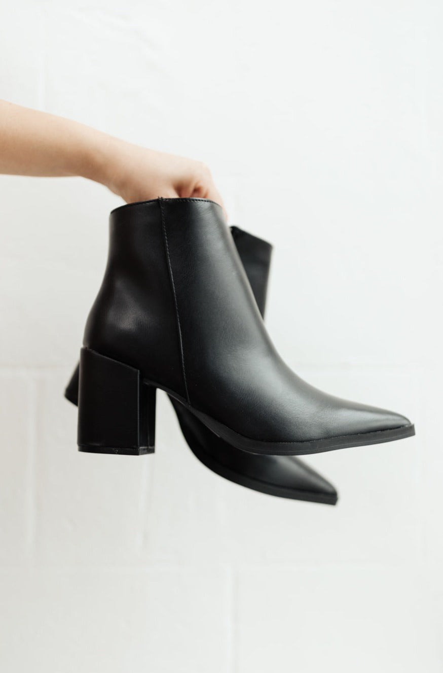 Botines Amari en negro