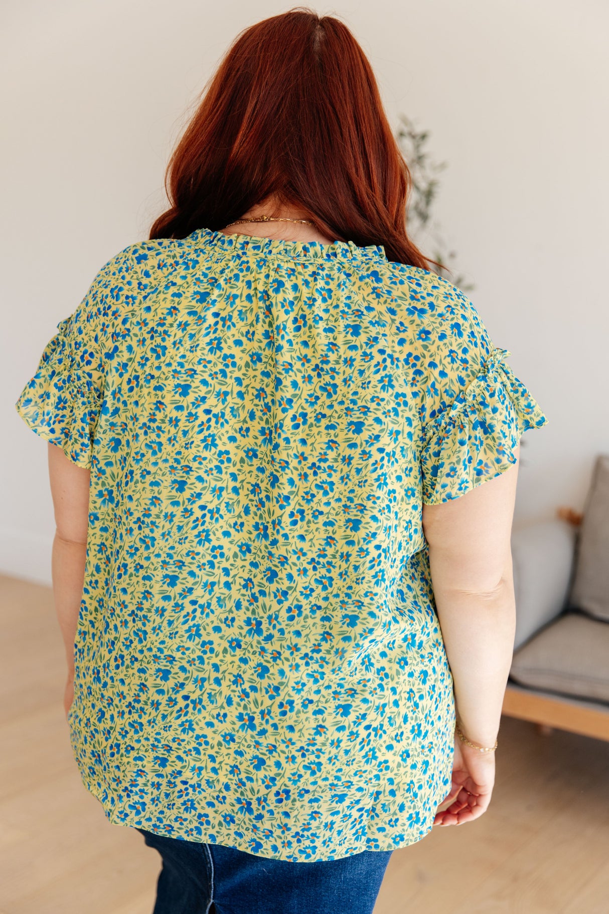Top con mangas onduladas en combinación azul Anywhere We Go