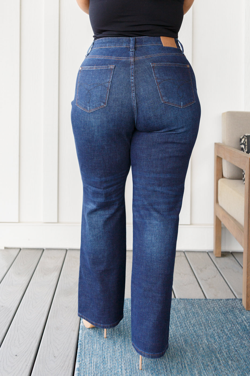 Arlo High Rise Button-Fly Straight Jeans - Liarian Unlimited Boutique