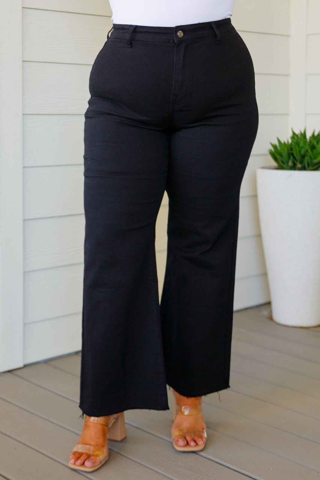 August High Rise Wide Leg Crop Jeans in Black - Liarian Unlimited Boutique