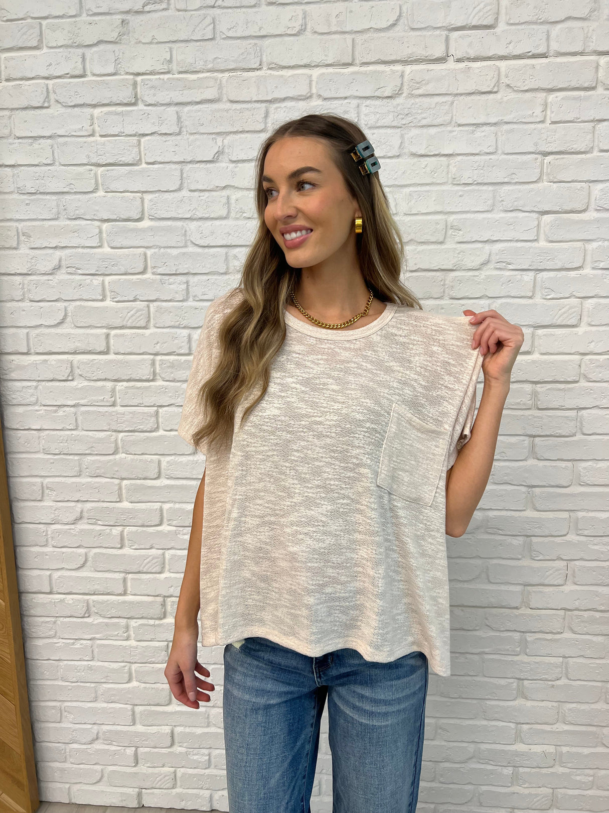 Blusa de manga dolman fluida en beige arena