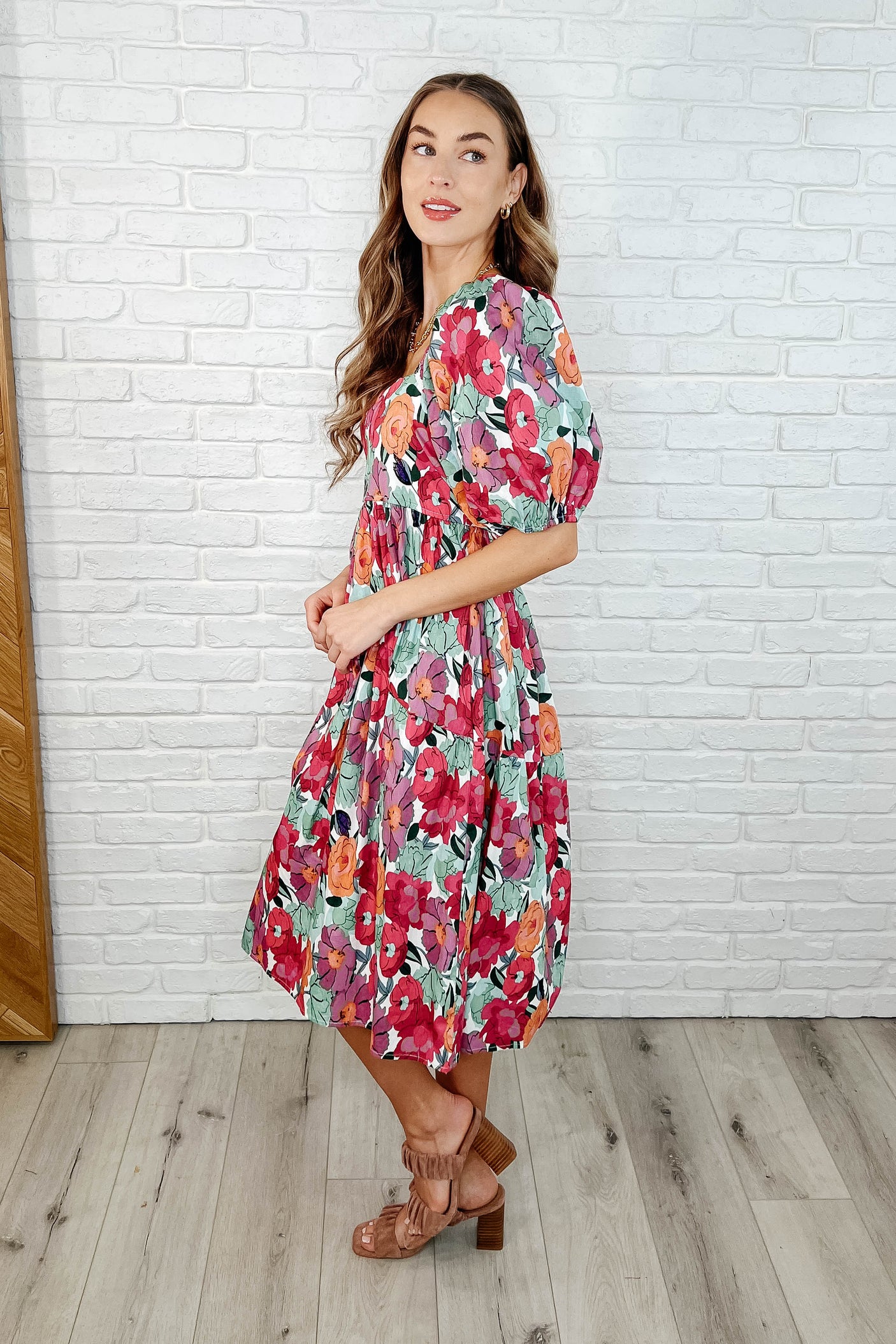 Vestido floral con mangas abullonadas Dewdrop Blooms
