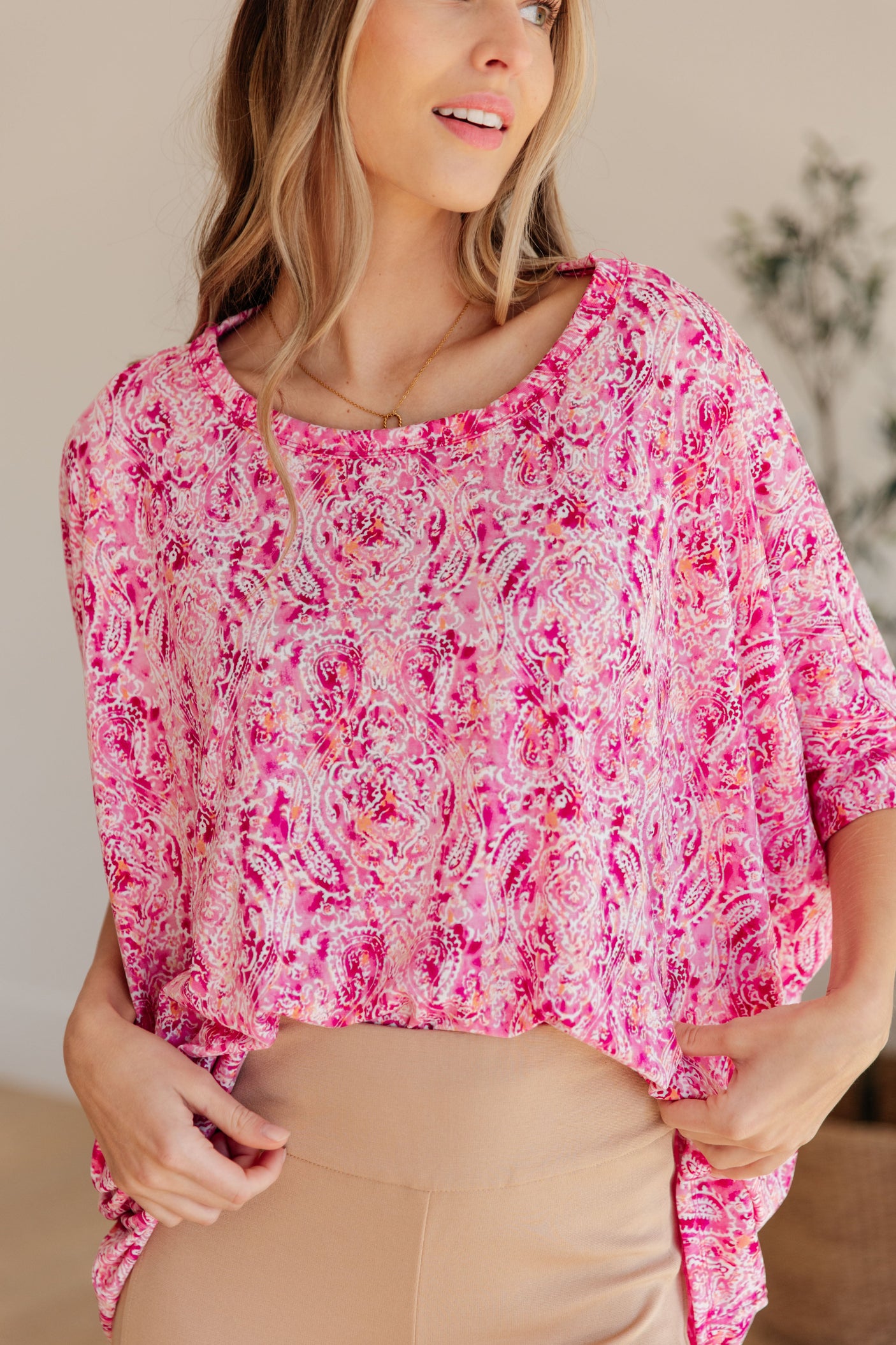 Essential Blouse in Fuchsia and White Paisley - Liarian Unlimited Boutique