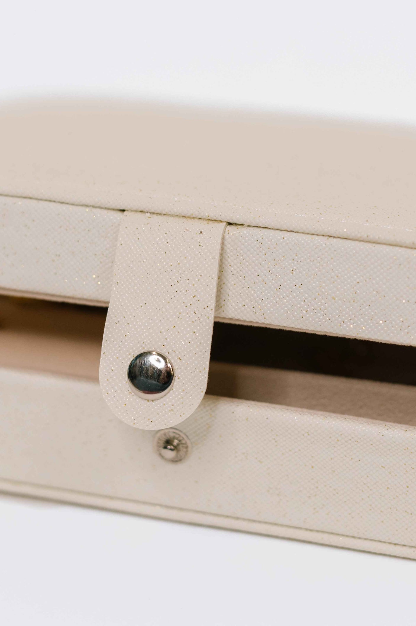 Everywhere In Between Jewelry Organizer