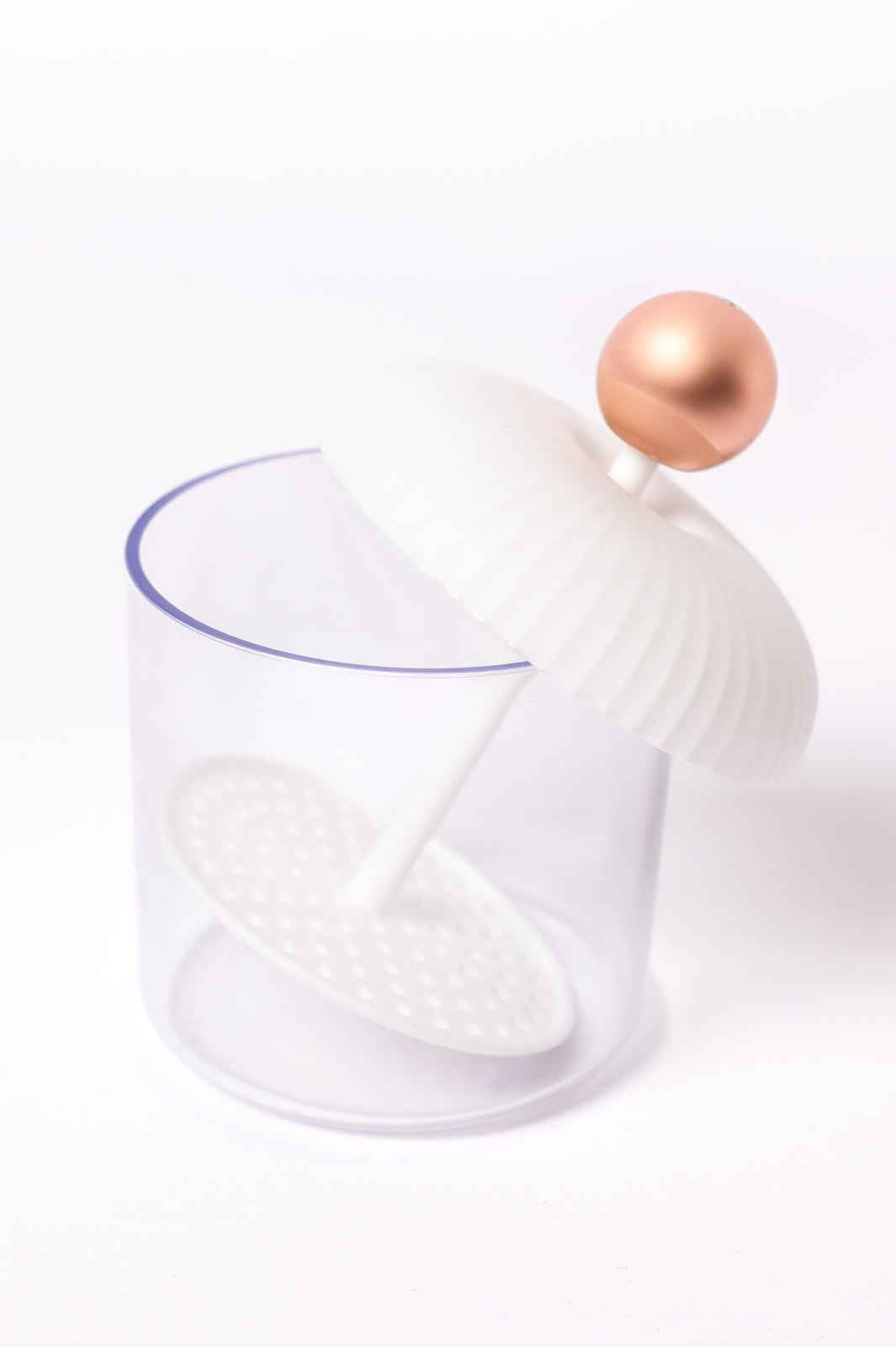 Five Second Foammaker in White & Gold - Liarian Unlimited Boutique