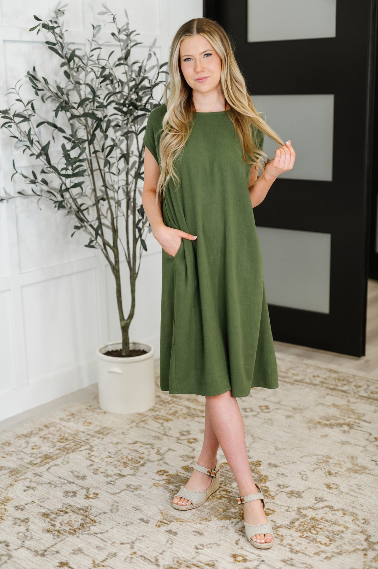 Vestido relajado Flatter Me Later en color musgo