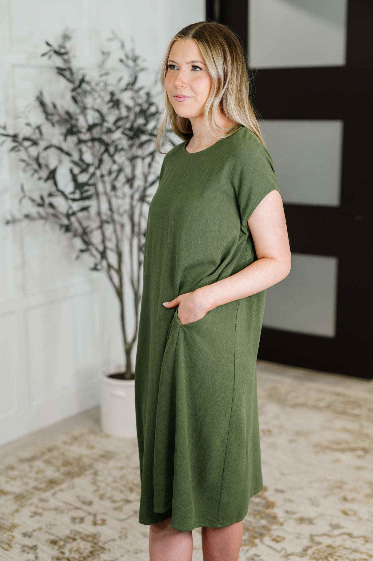 Vestido relajado Flatter Me Later en color musgo