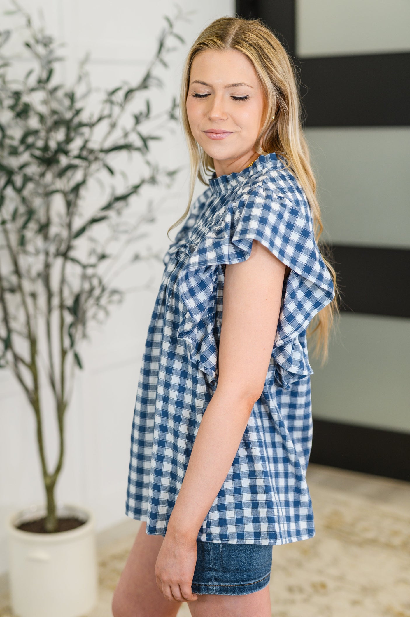 Blusa con mangas onduladas en azul de Garden at Goldenhour