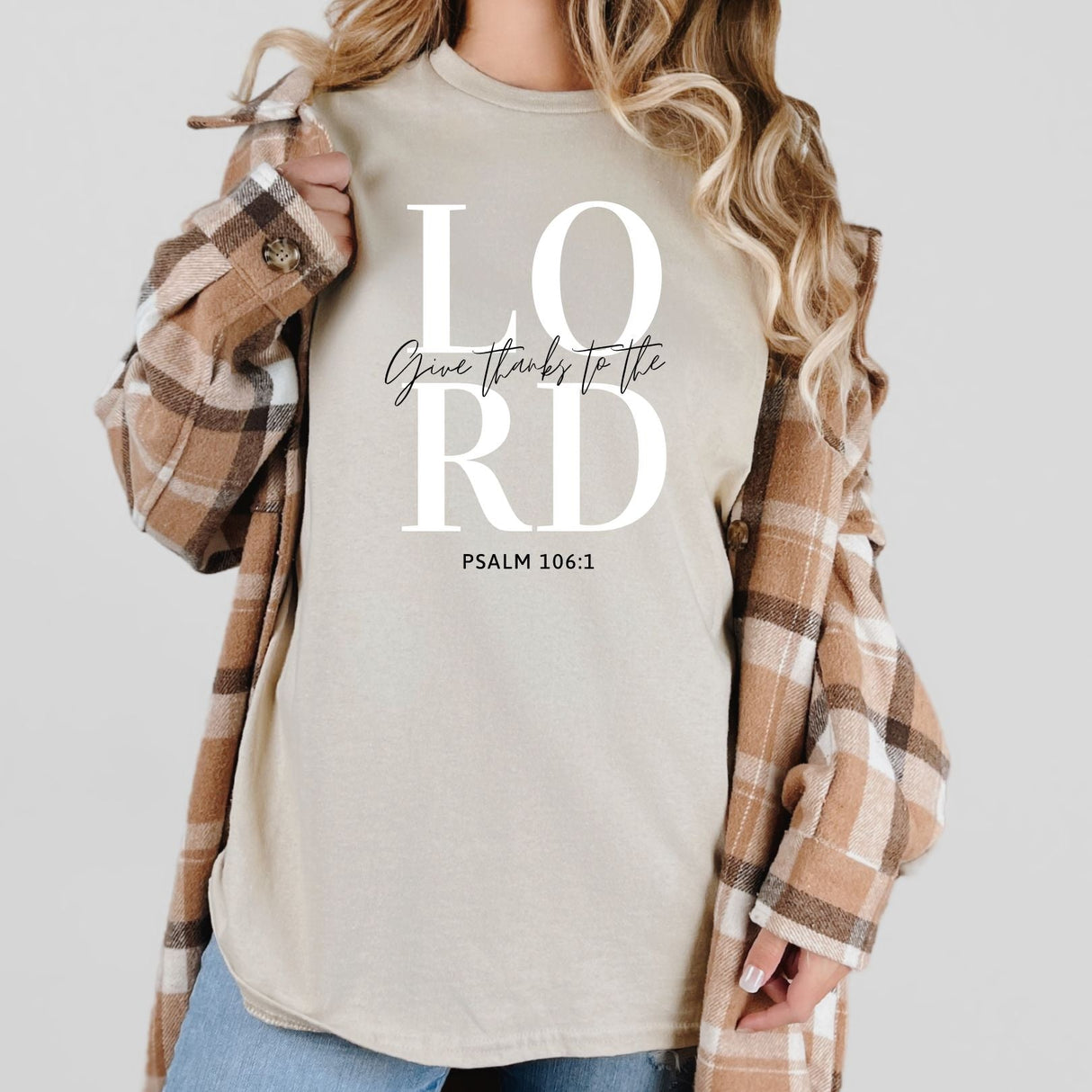 Camiseta gráfica "Dar gracias"