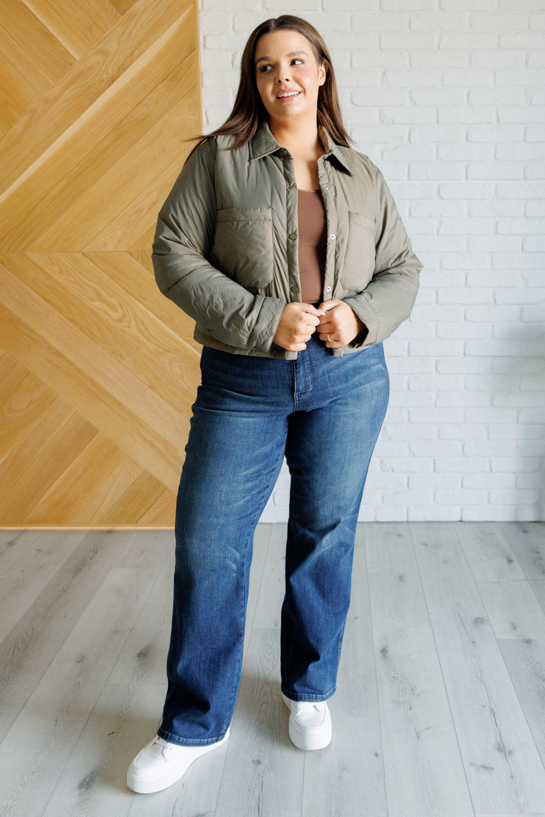 Chaqueta acolchada ligera Hear Me Out en color oliva