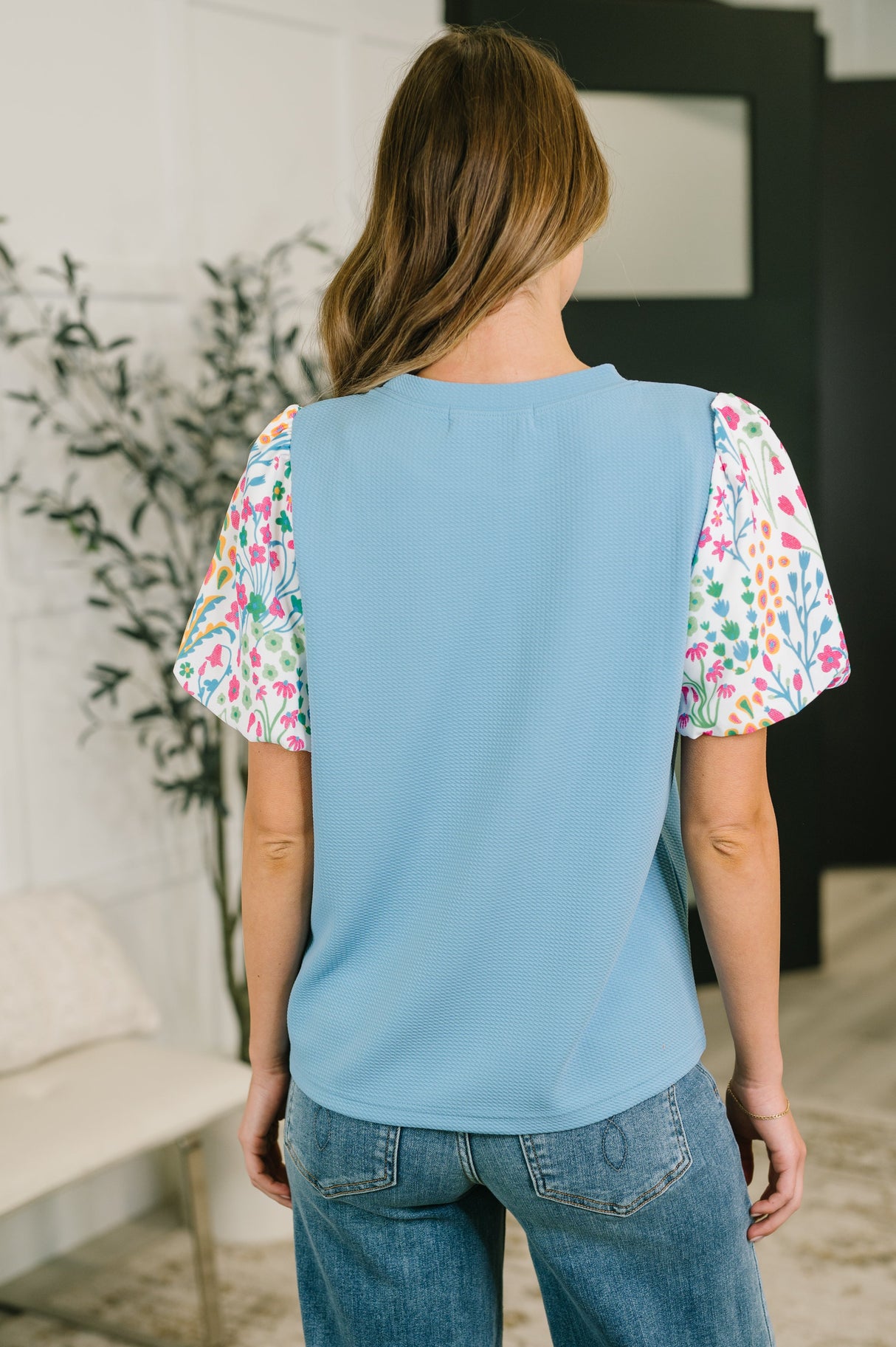 Blusa de manga abullonada High Expectations Contrast