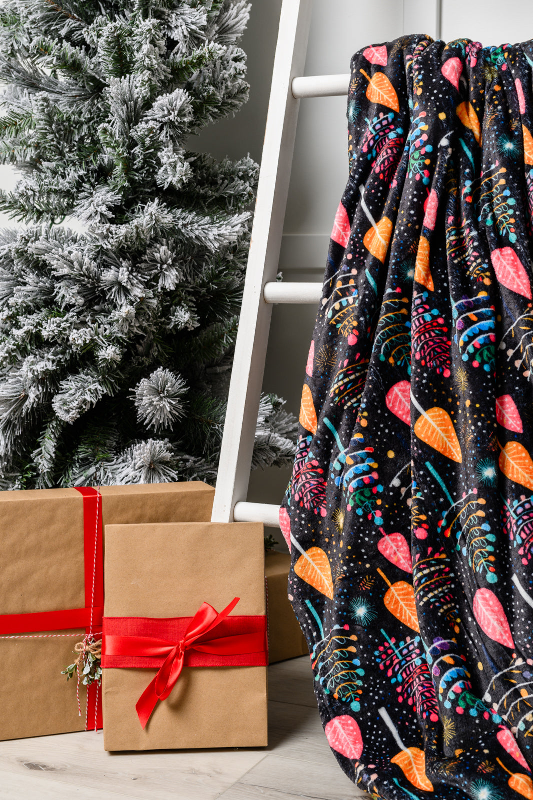 Holiday Fleece Blanket in Neon Trees - Liarian Unlimited Boutique