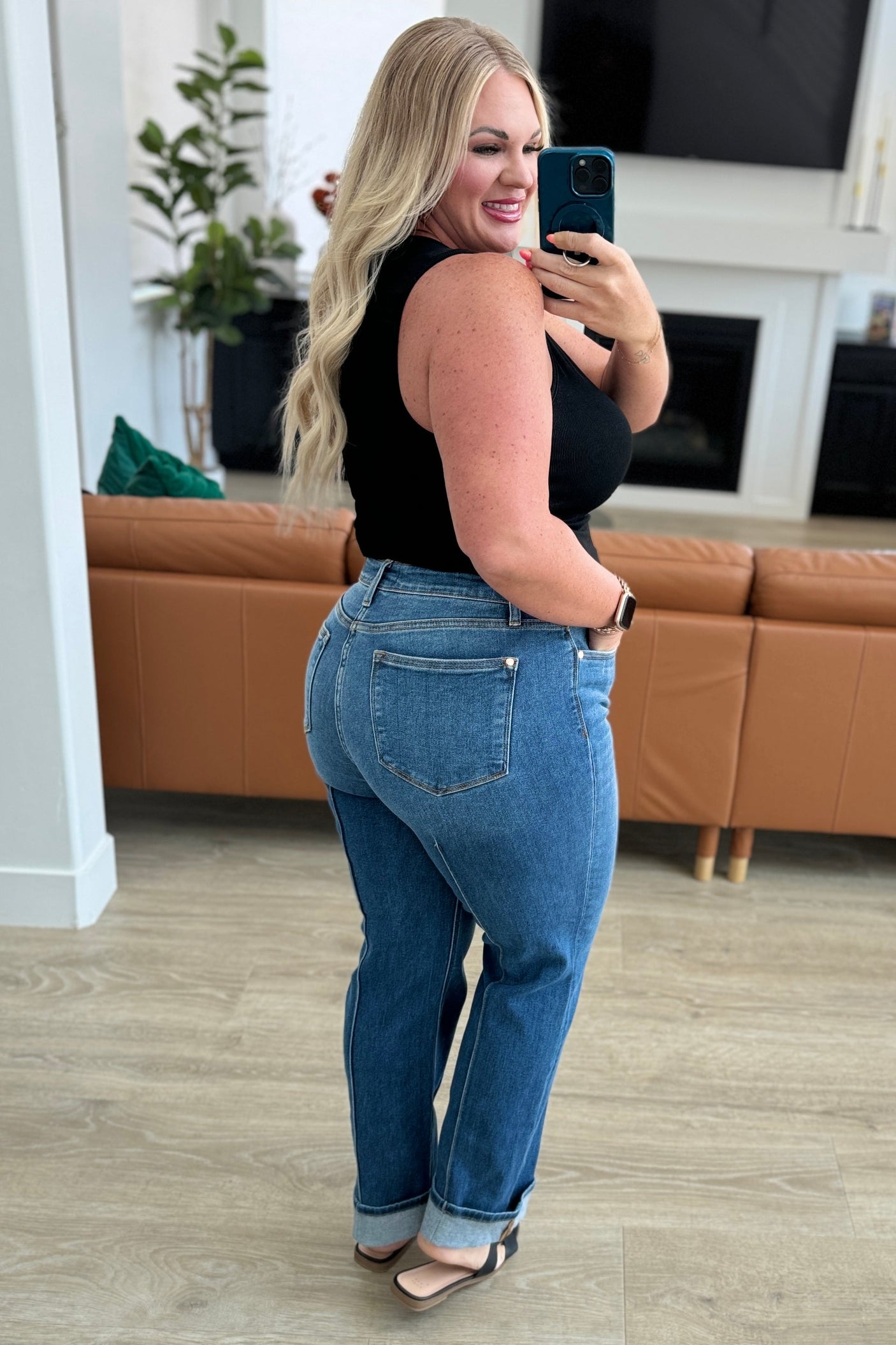 Vaqueros rectos de tiro alto con detalle de costura central de Campbell