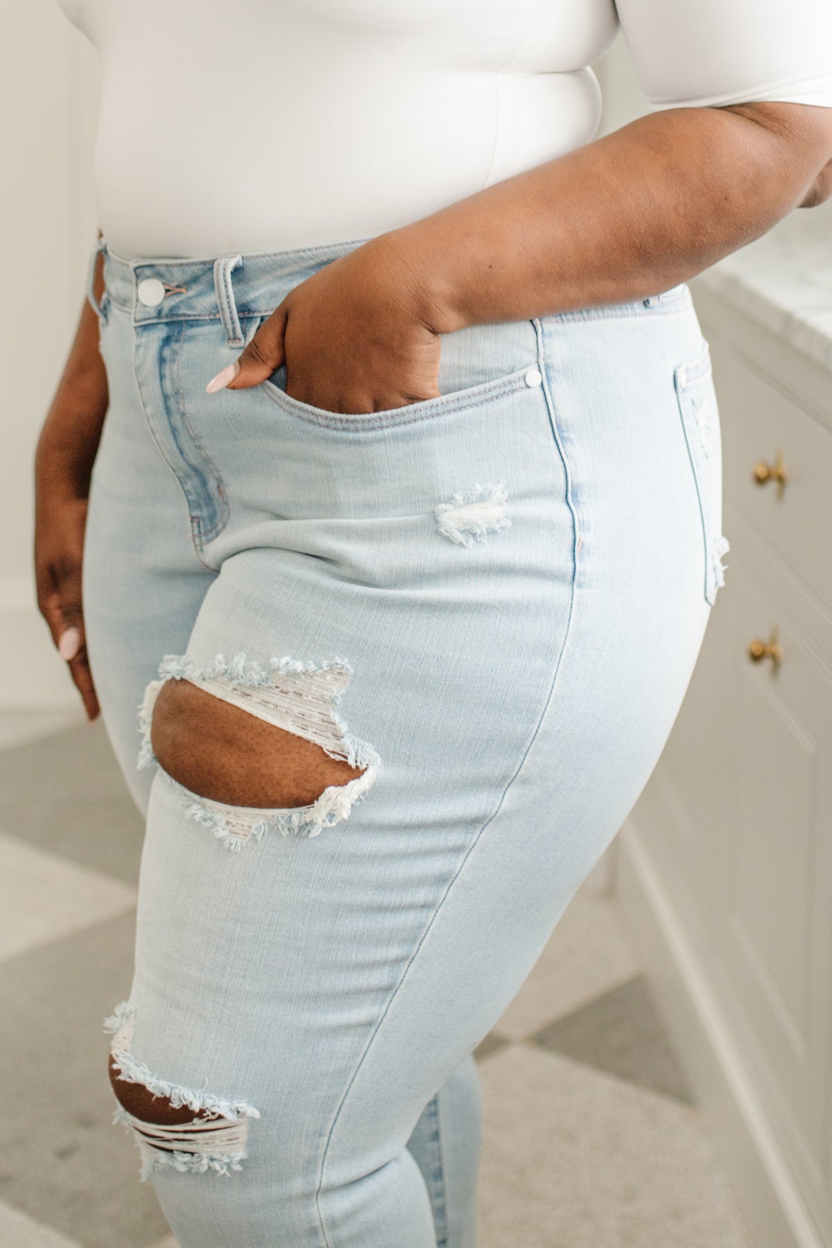 Jeans boyfriend superligeros desgastados