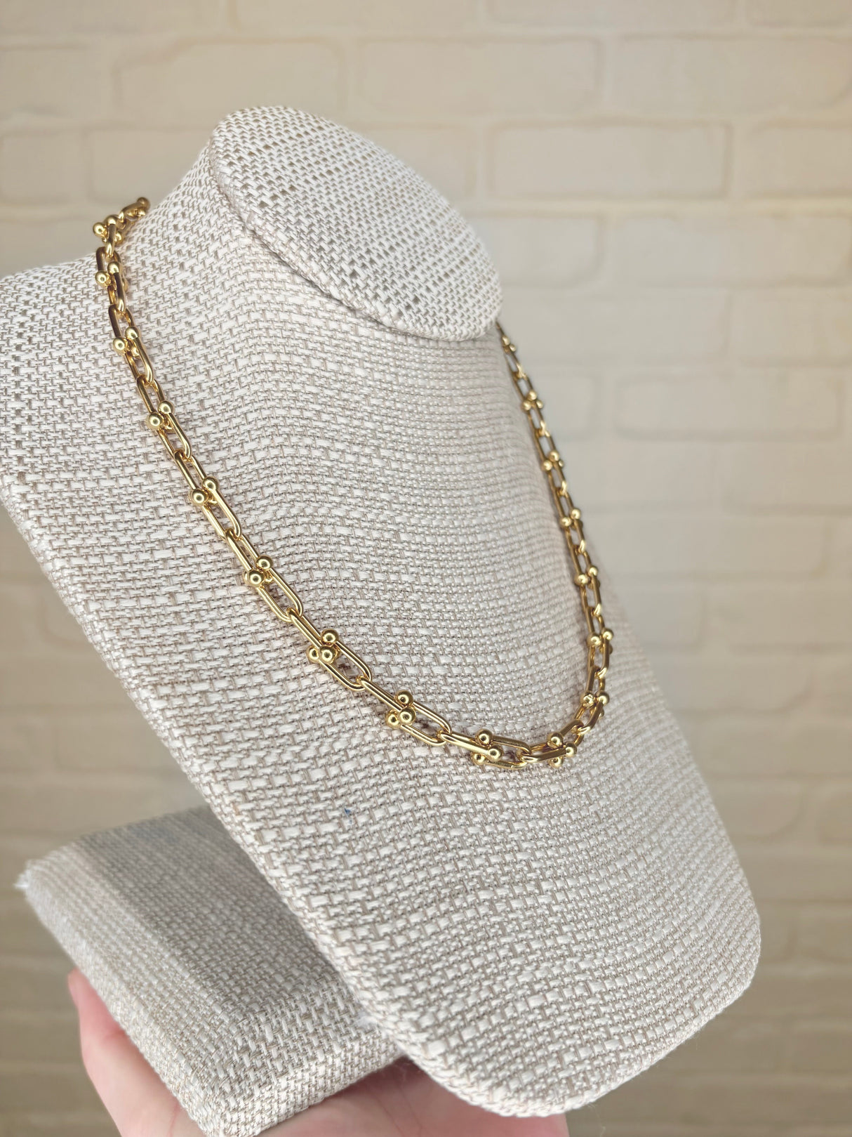 Collar de eslabón más cercano