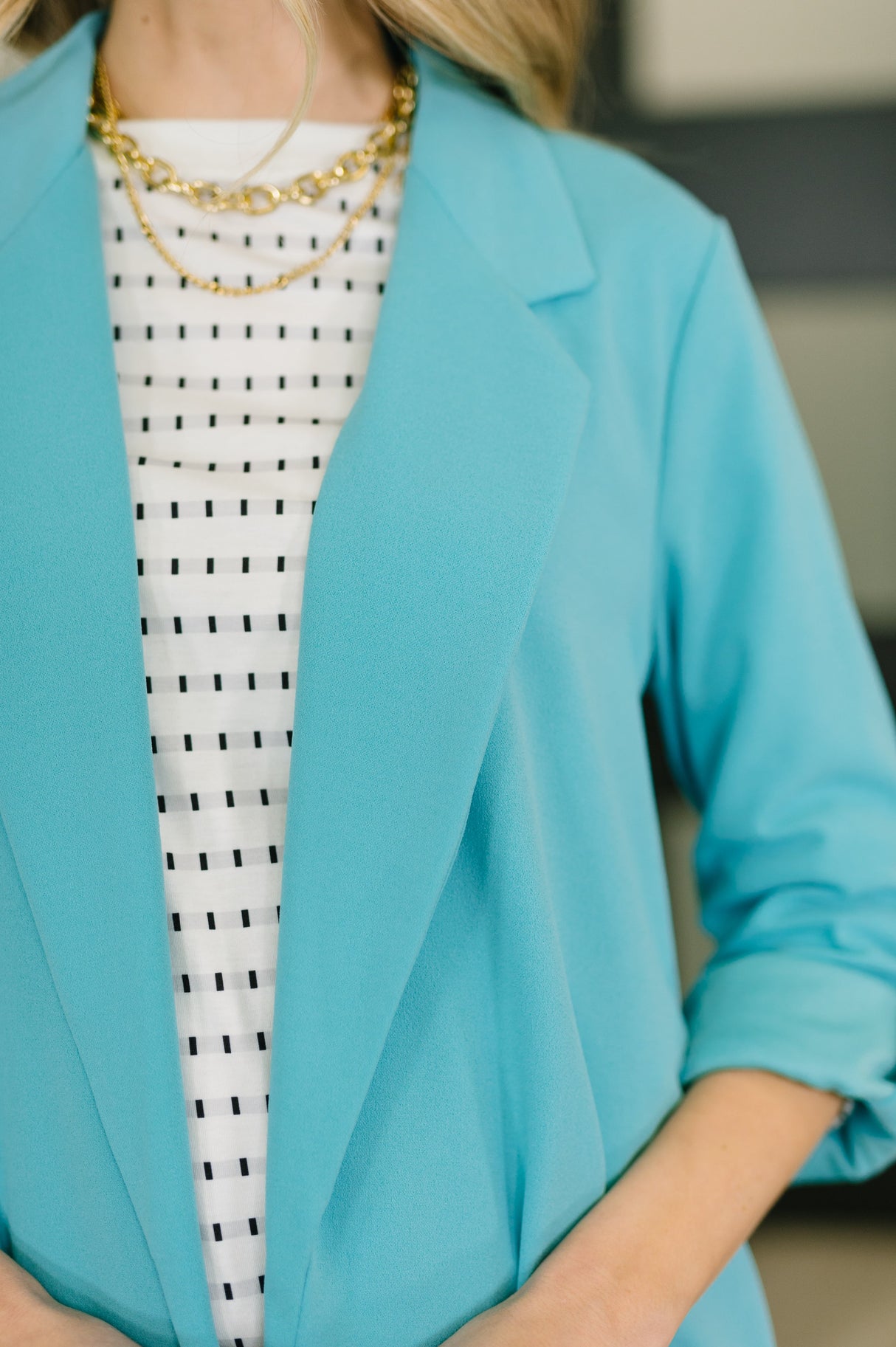I'm Really That Gal Open Front Blazer in Aqua