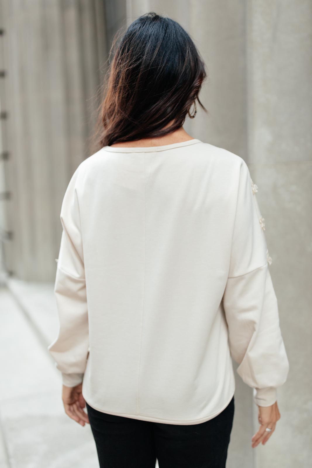 Top con flecos en beige