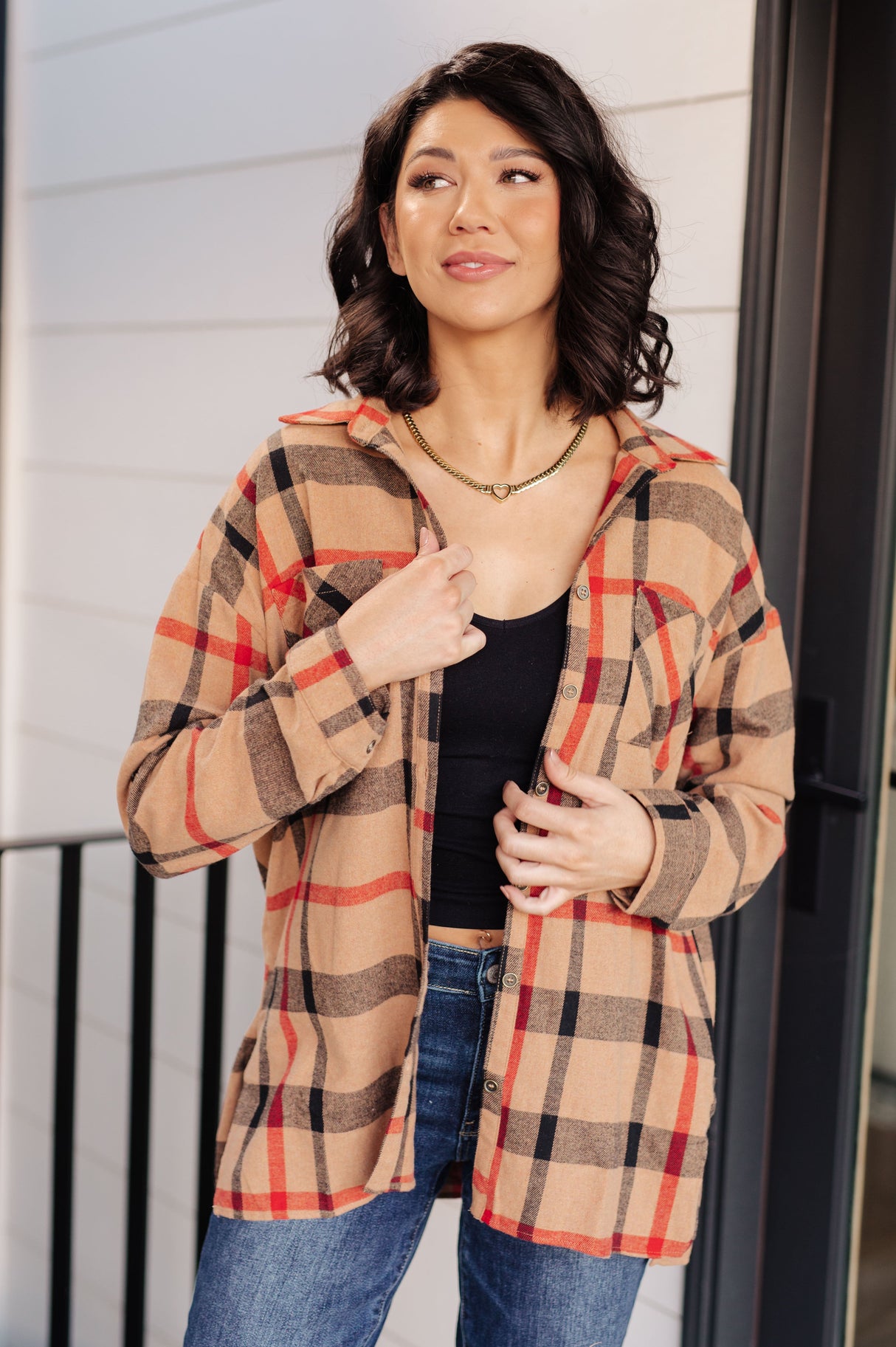 ¿Es realmente una camisa de cuadros extragrande?