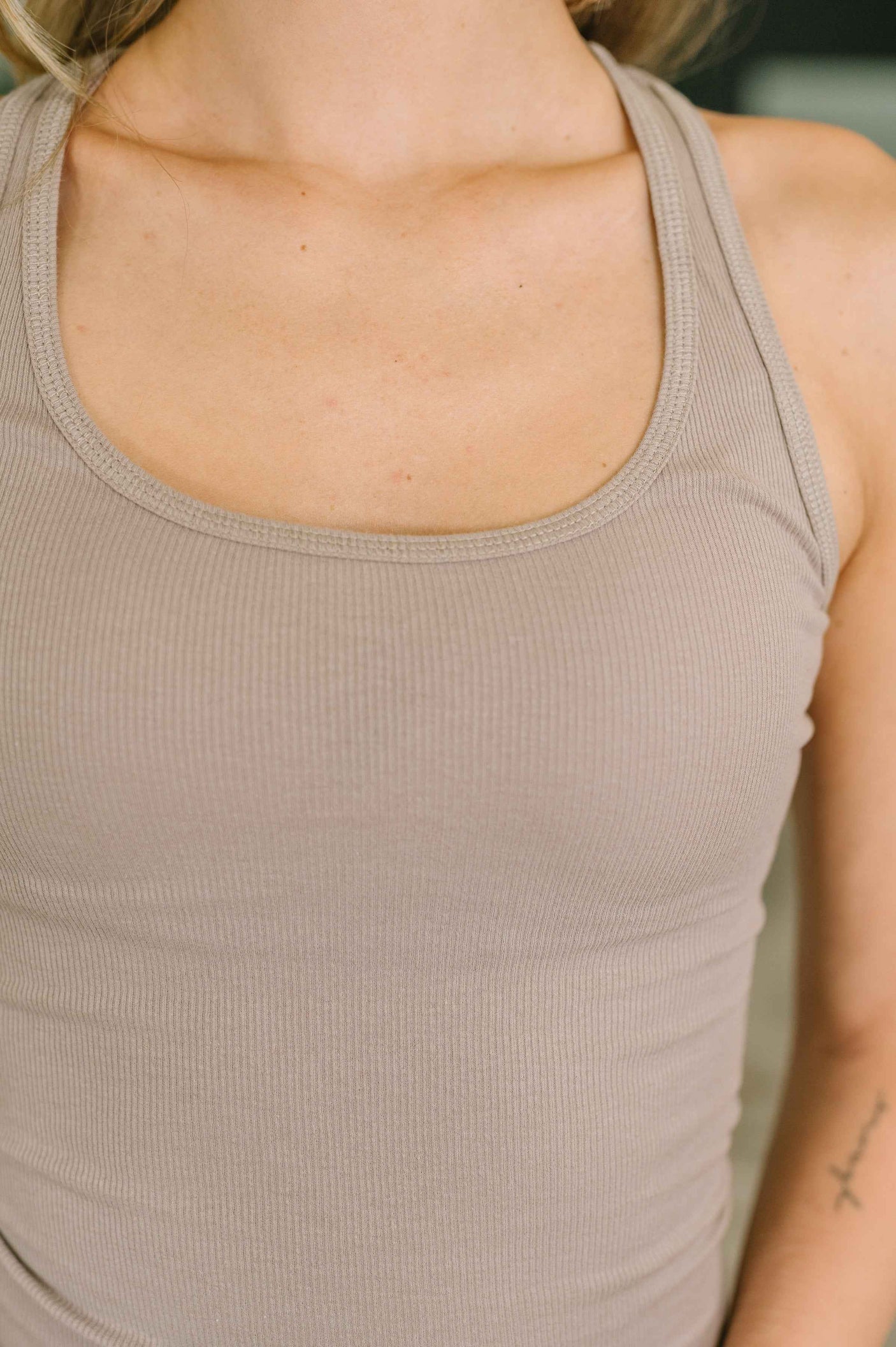 Keeping it Cool Scoop Neck Tank in Ash Mocha