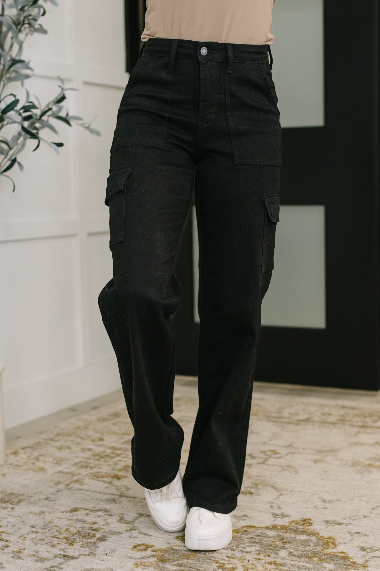 Keira de cintura alta, estilo cargo, ancha, en negro