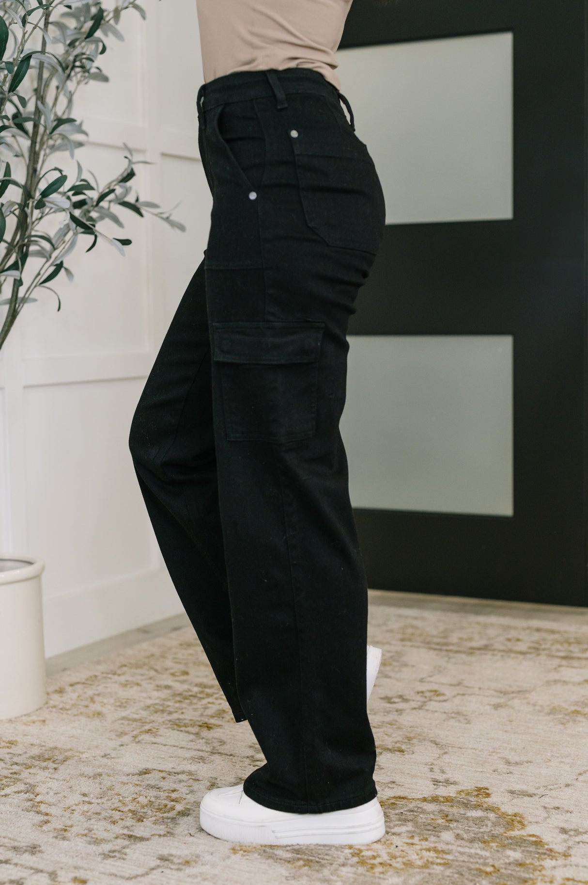 Keira de cintura alta, estilo cargo, ancha, en negro