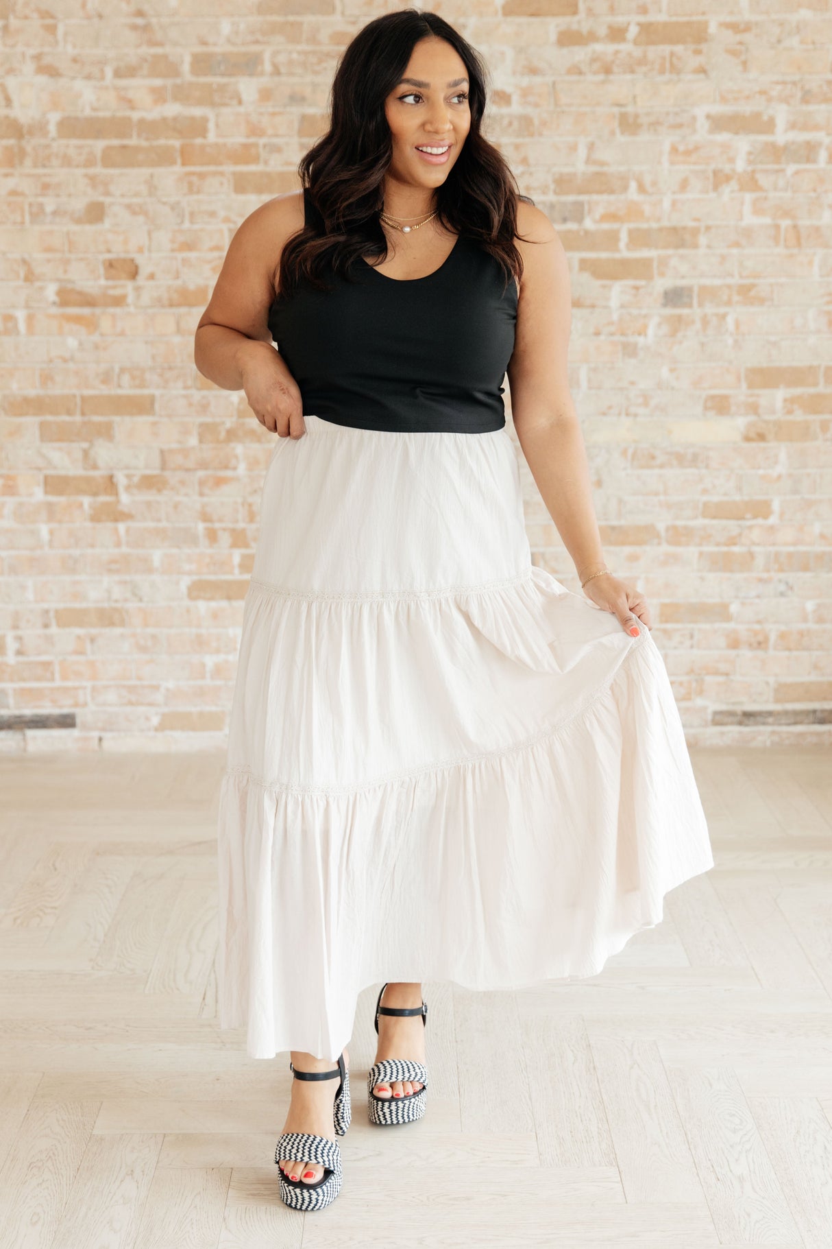 Read My Mind V-Neck Cropped Tank - Liarian Unlimited Boutique