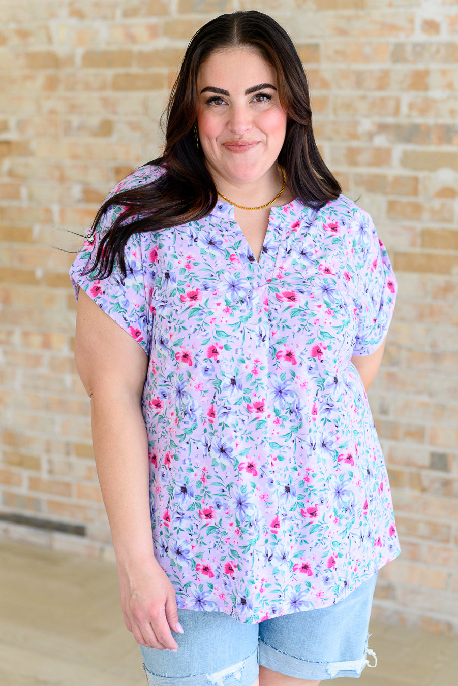 Blusa de manga corta Lizzy con estampado floral en lavanda apagado y rosa