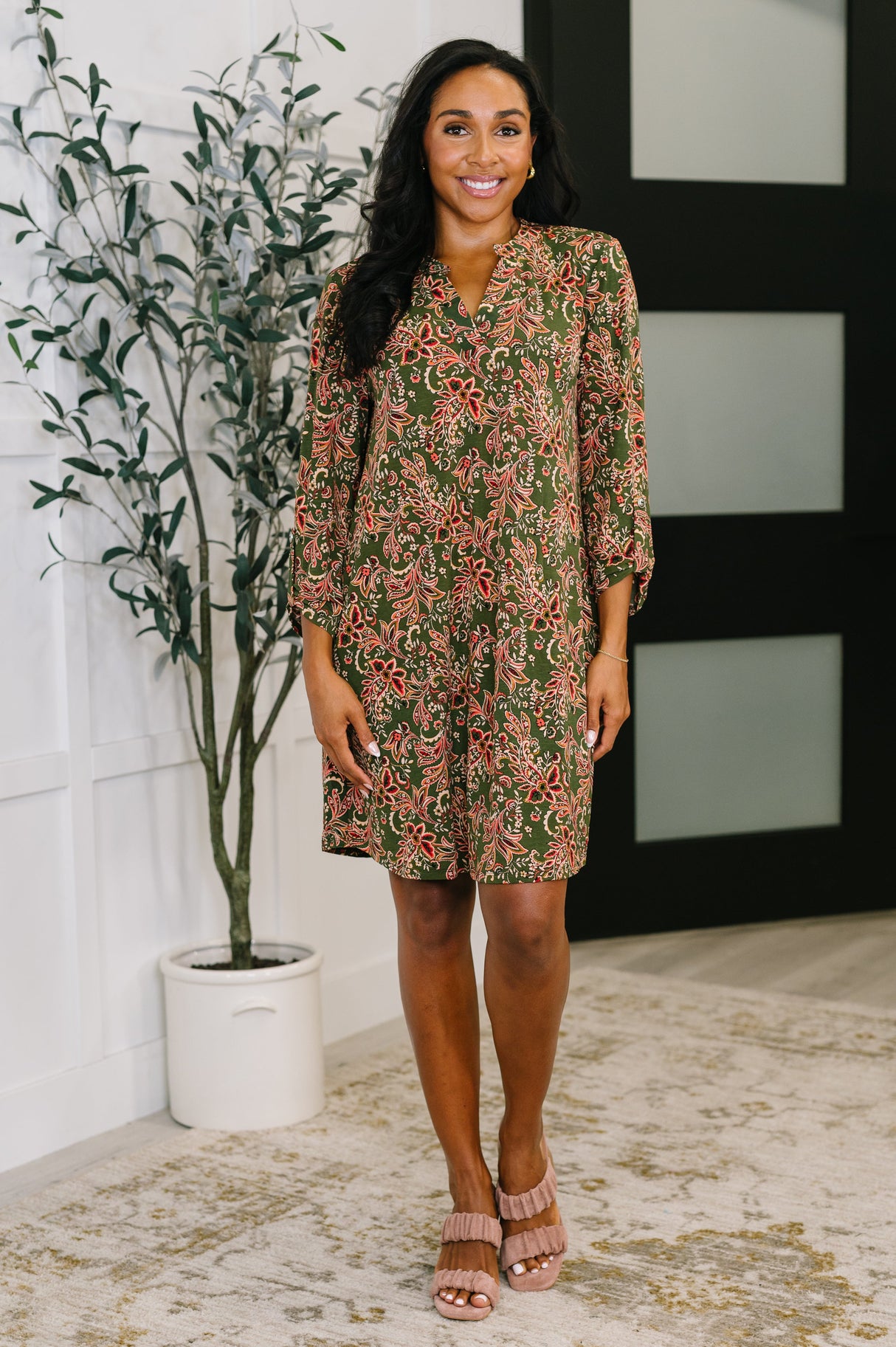 Vestido Lizzy de manga larga en estampado paisley oliva