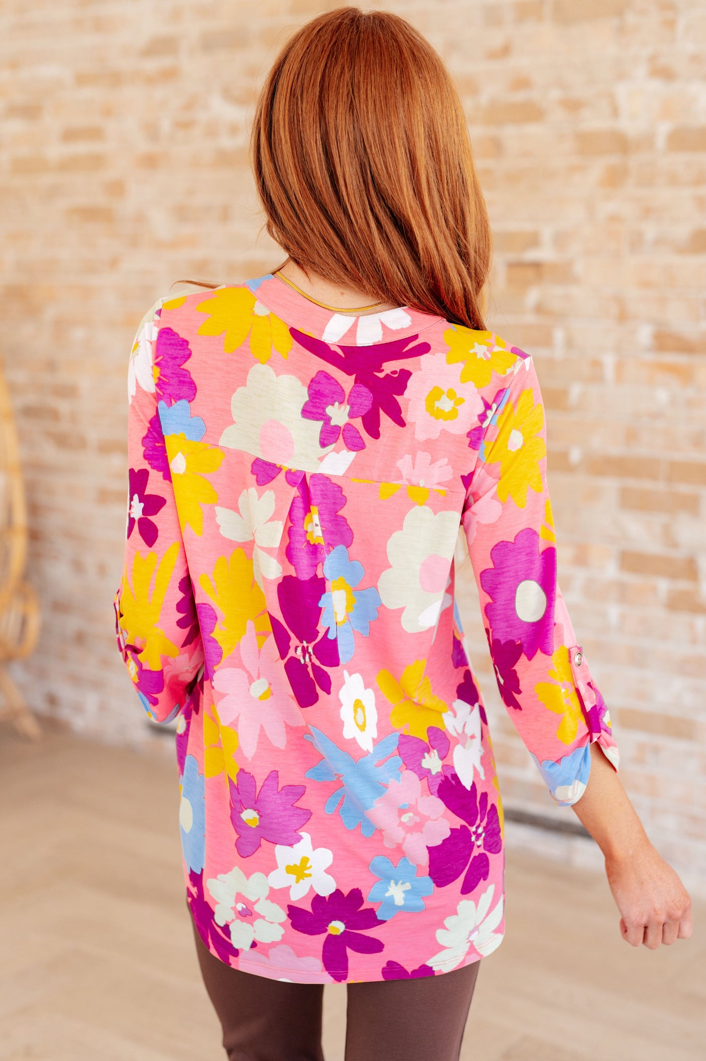 Lizzy Top con estampado floral en coral y magenta