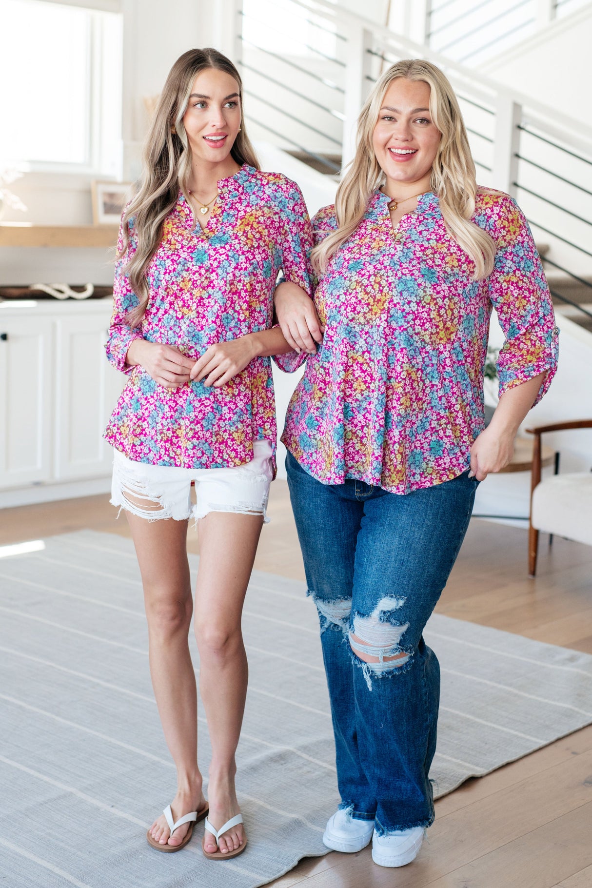 Lizzy Top en rosa y aguamarina con estampado floral