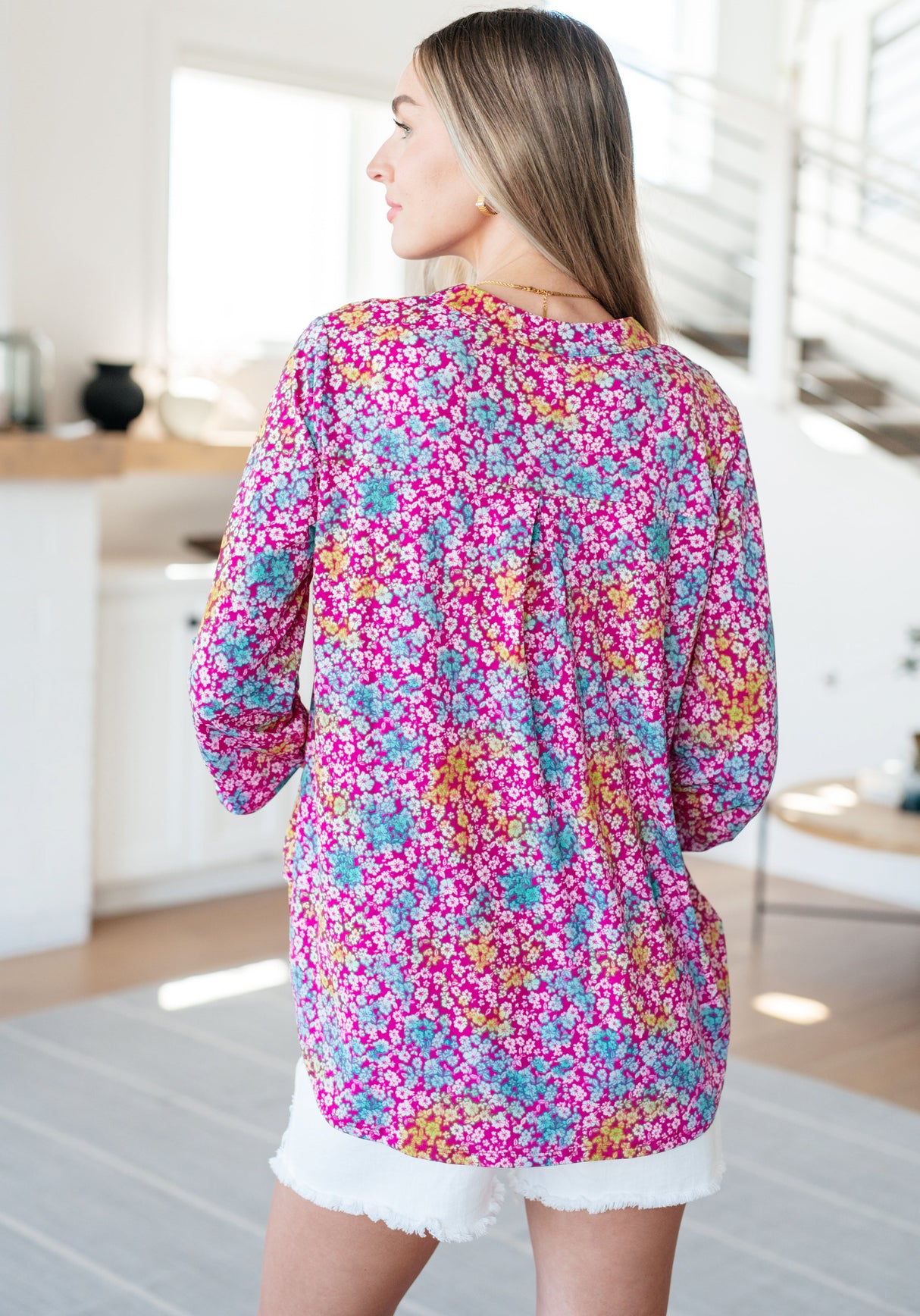 Lizzy Top en rosa y aguamarina con estampado floral