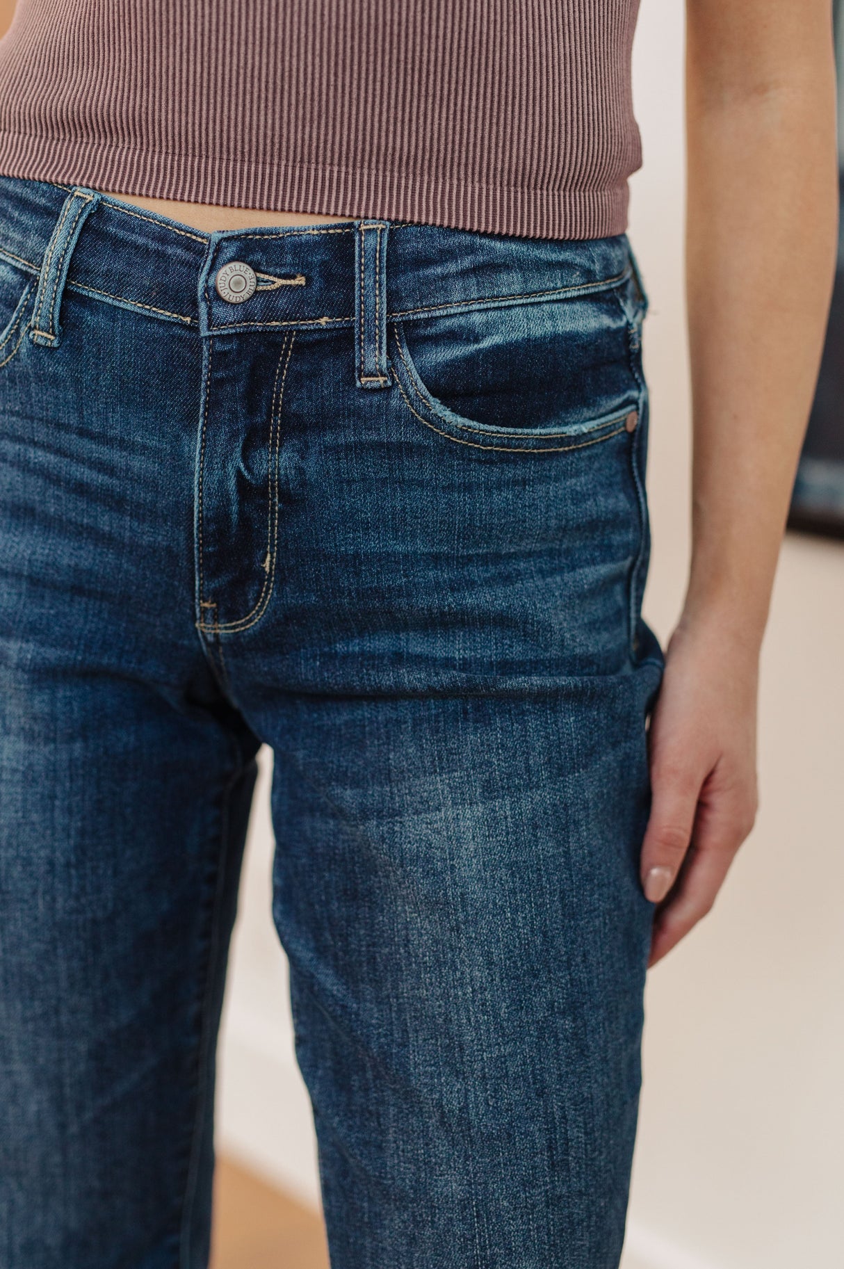 London Midrise Cuffed Boyfriend Jeans - Liarian Unlimited Boutique