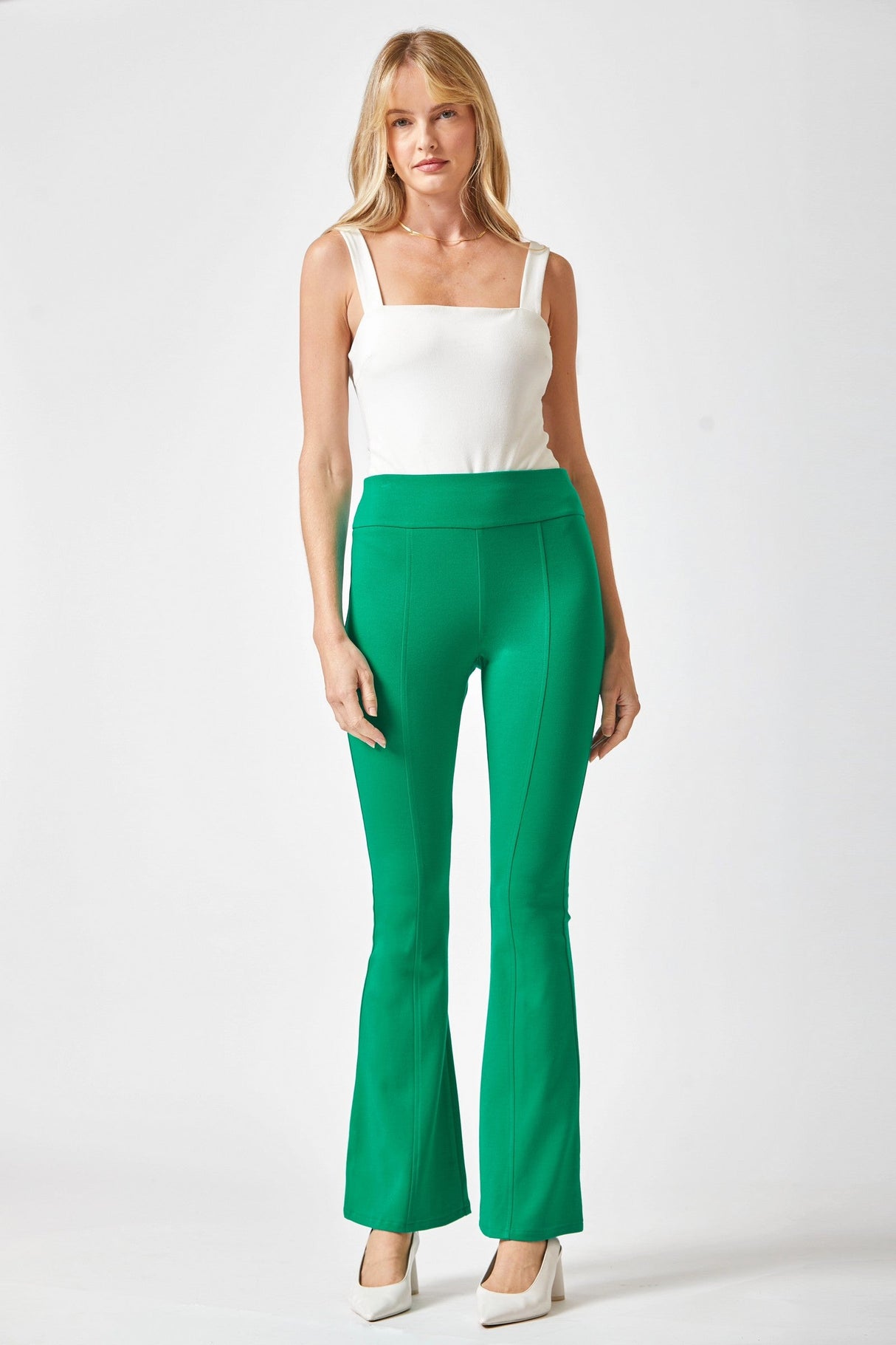 Pantalones acampanados mágicos en once colores