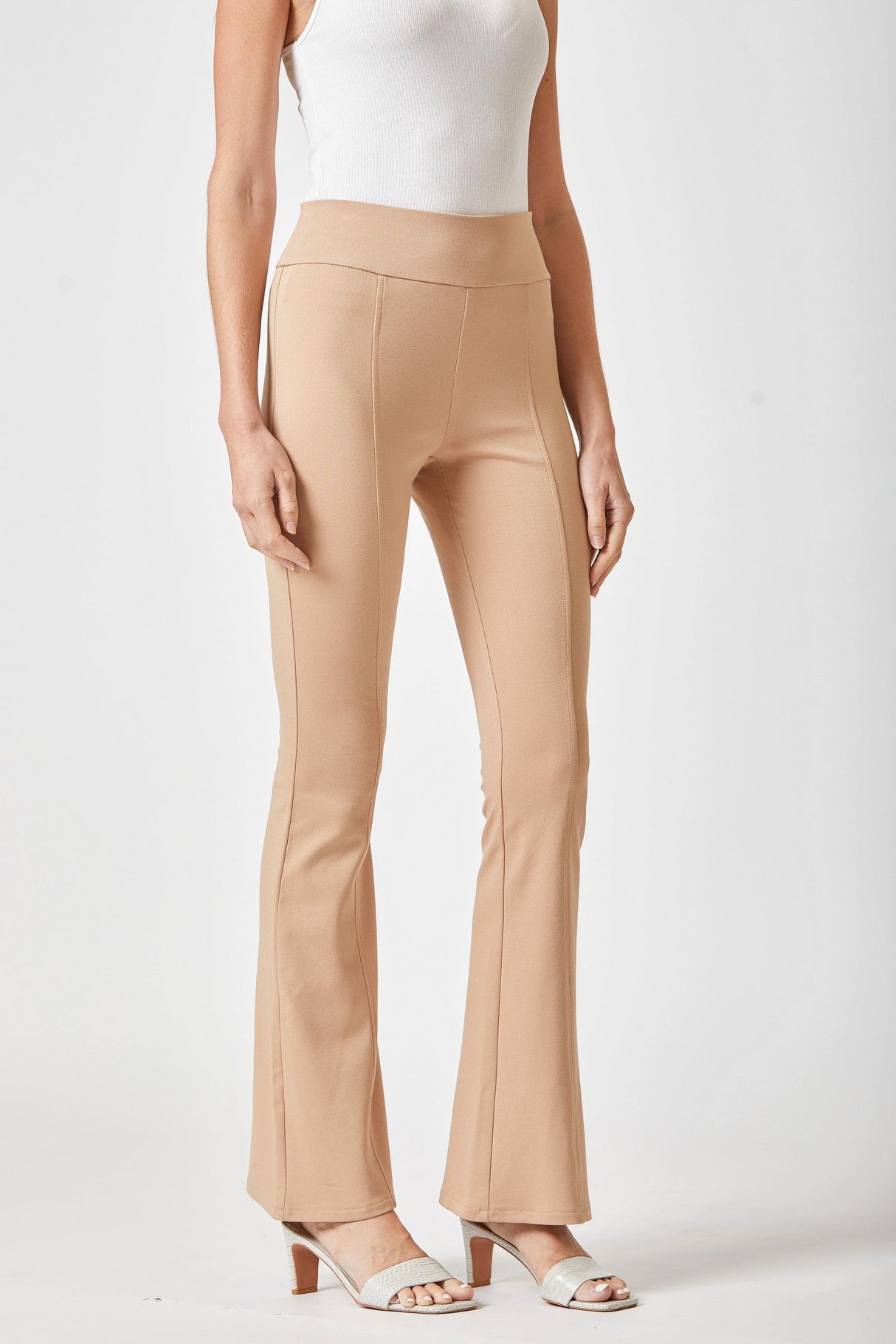 Pantalones acampanados mágicos en once colores