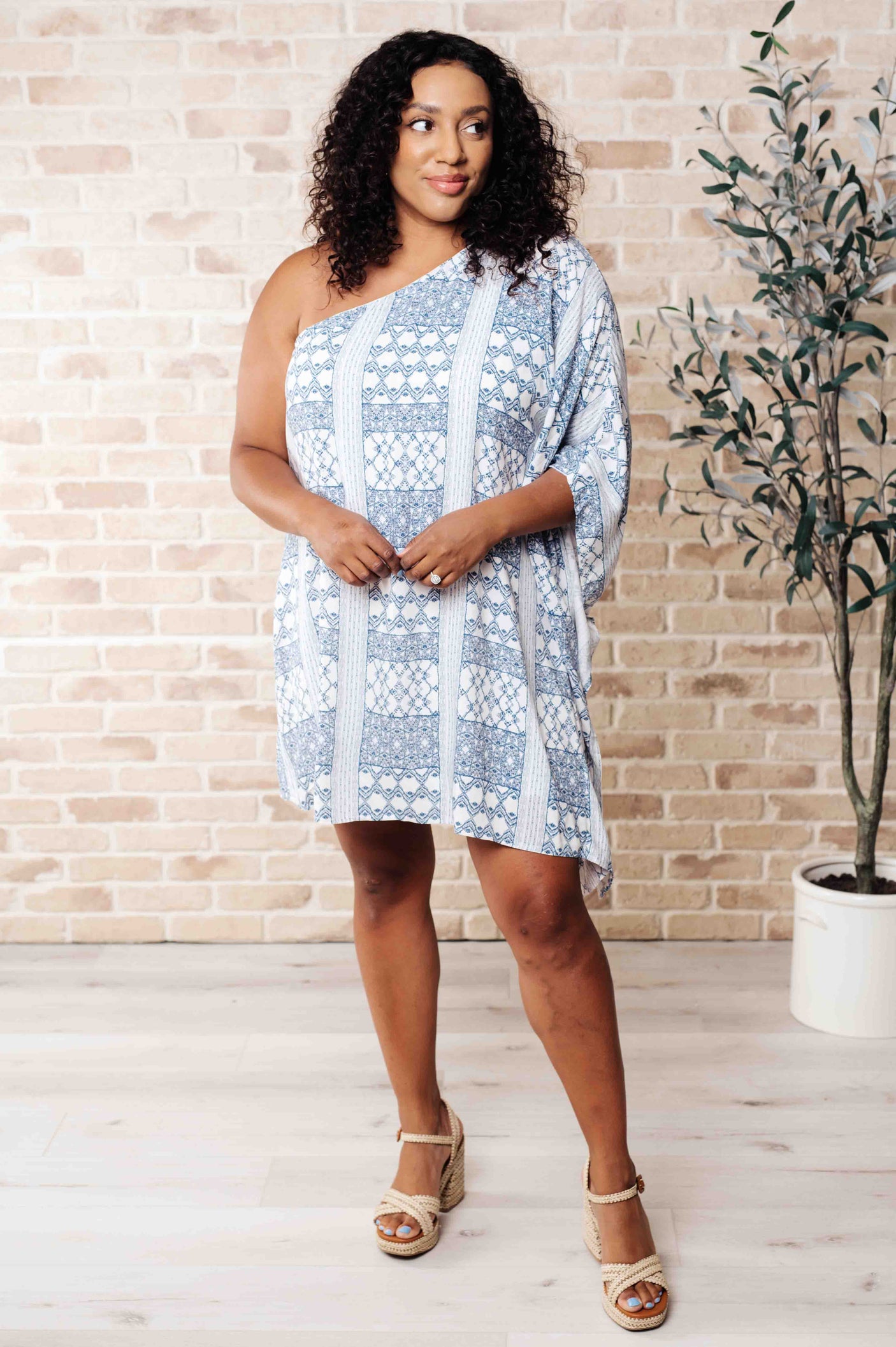 Vestido Marjorie de un solo hombro