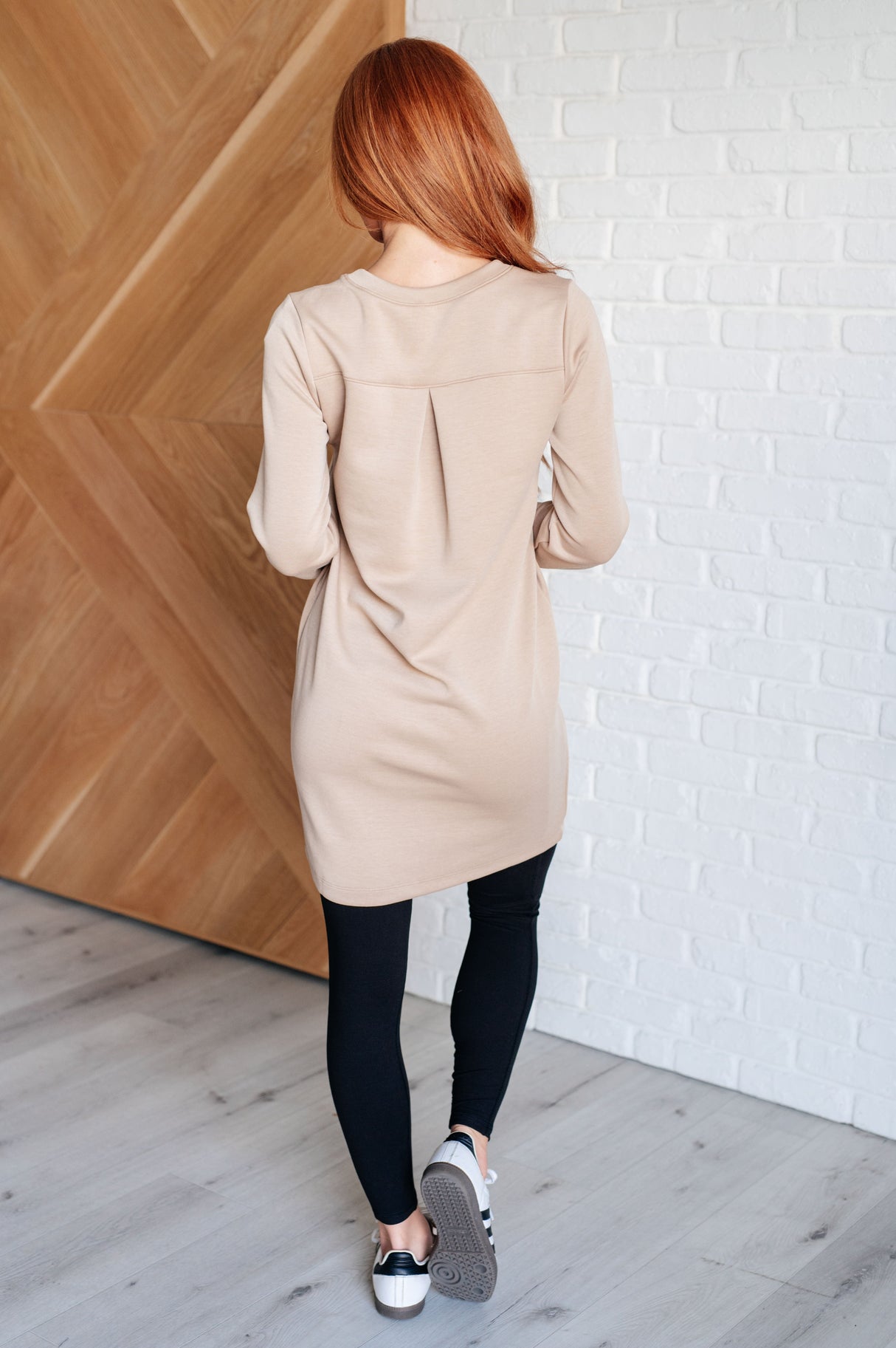 Vestido camisero de viaje Milan en color caqui