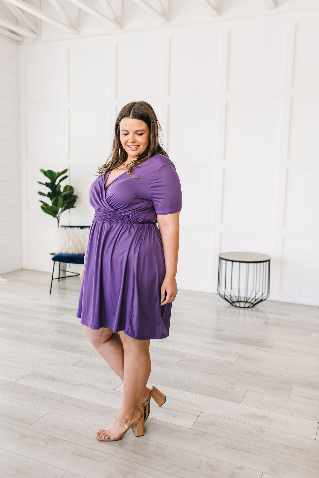 Vestido con escote en V de Miss Independent