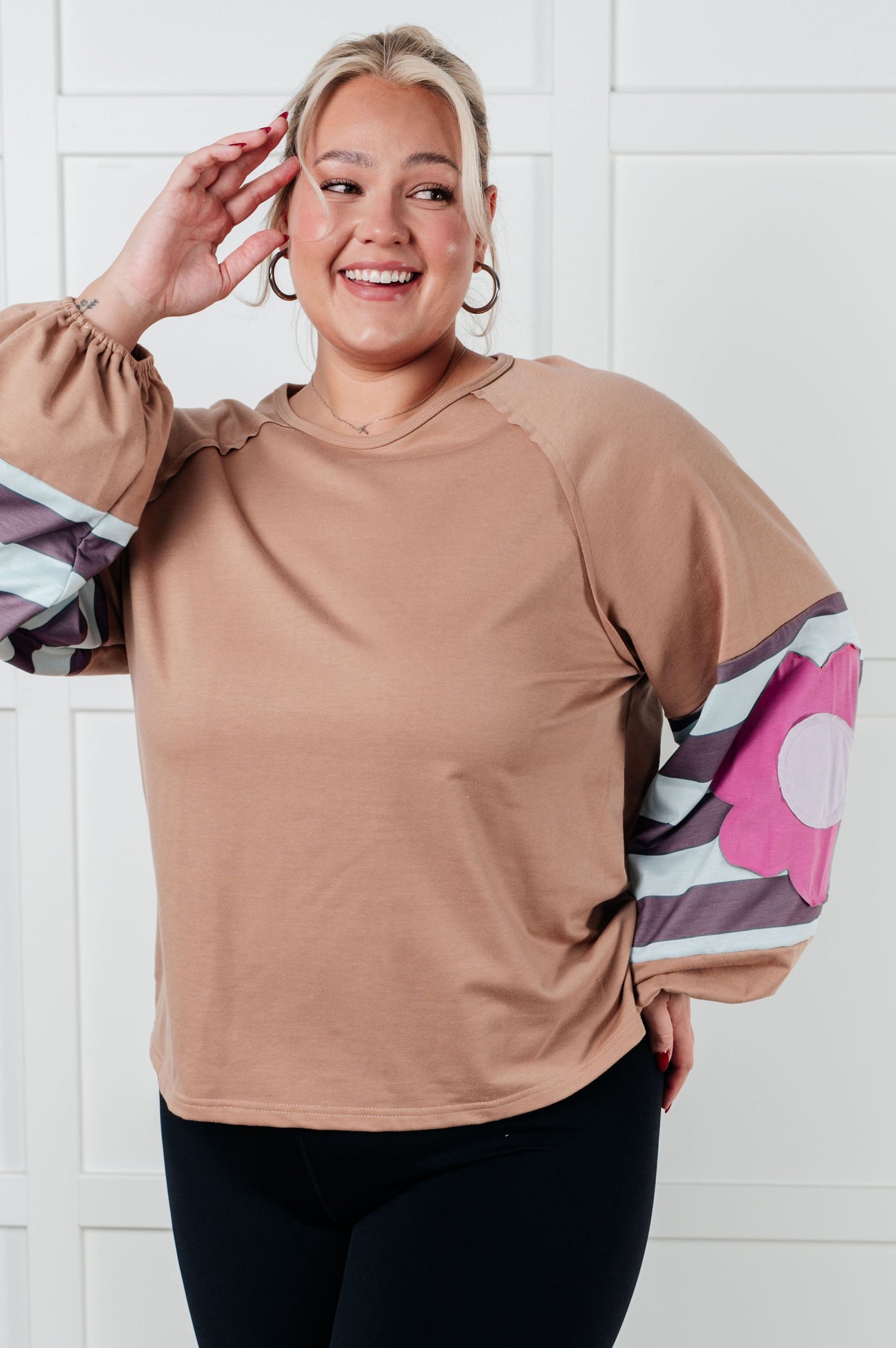 Nueva y mejorada blusa de patchwork floral