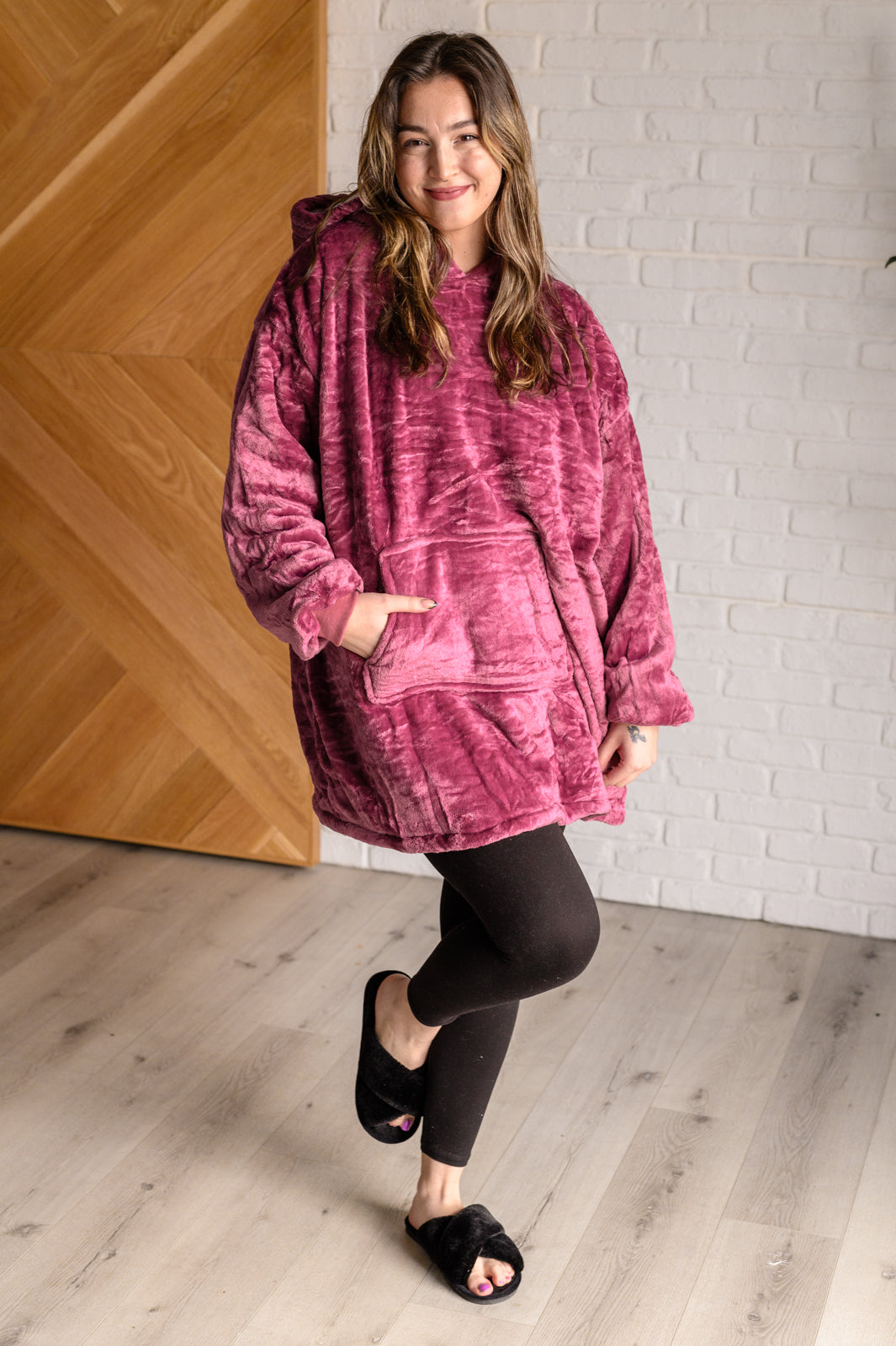 Sudadera con capucha extragrande de terciopelo morado