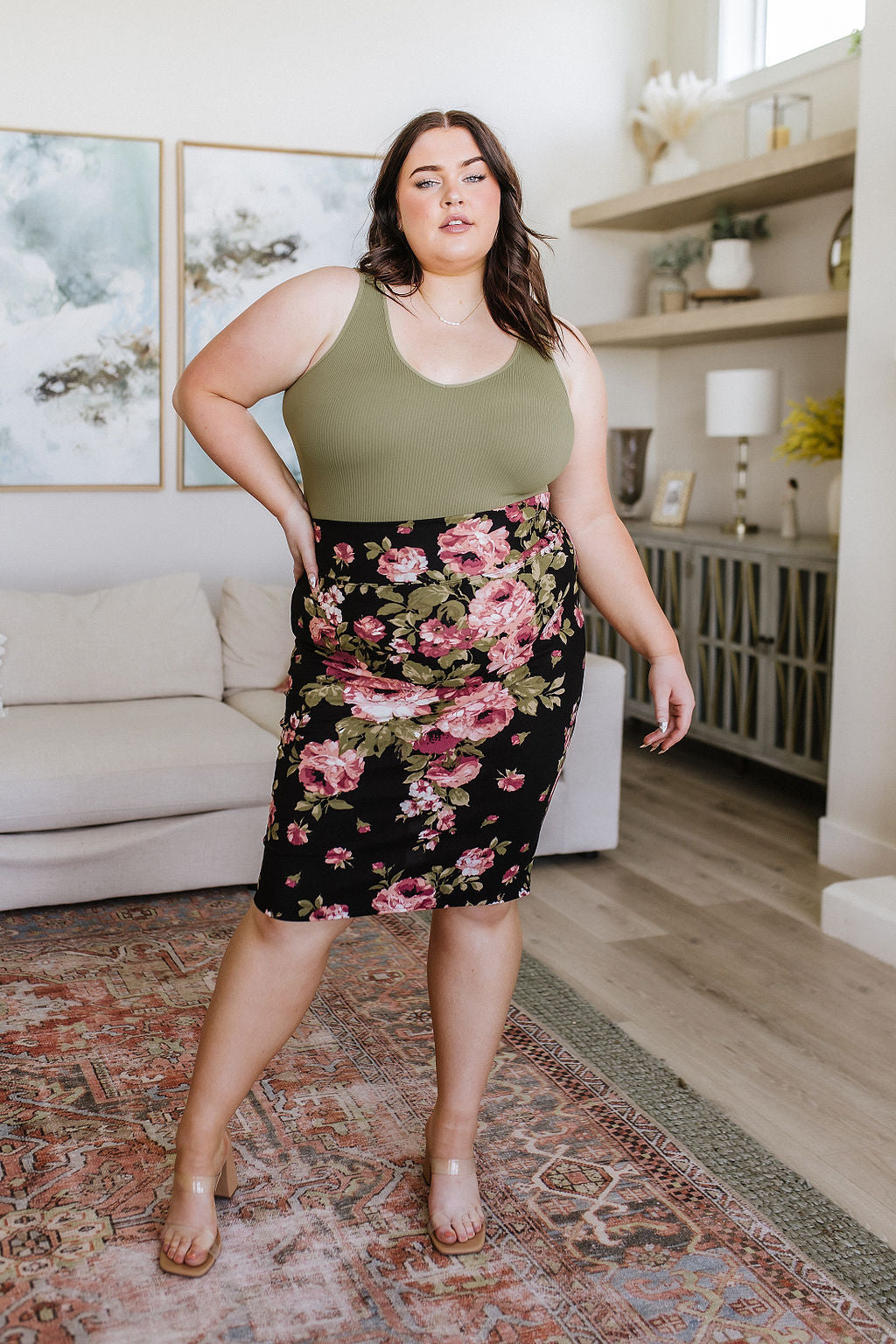 Falda lápiz floral impecable