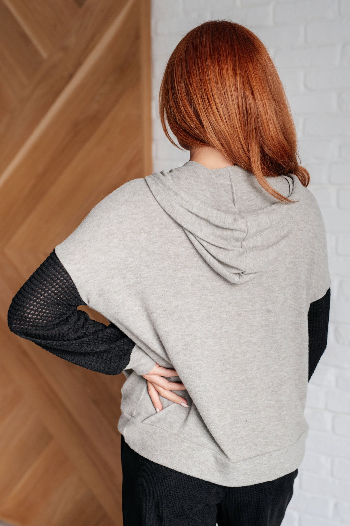 Sudadera con capucha y bloques de color Pull Up Your Sleeves - 30/09/2025 NUEVA