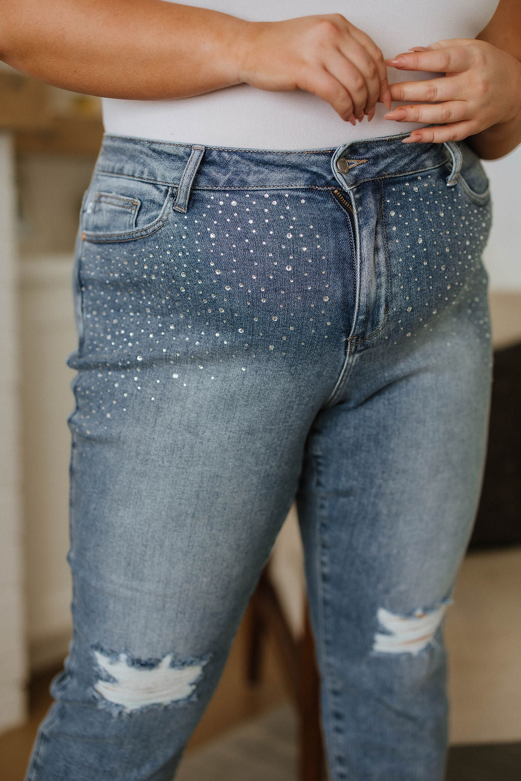 Jeans ajustados con pedrería Reese