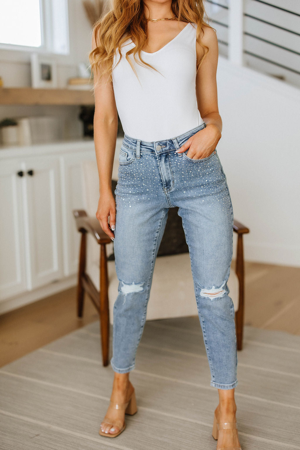 Jeans ajustados con pedrería Reese