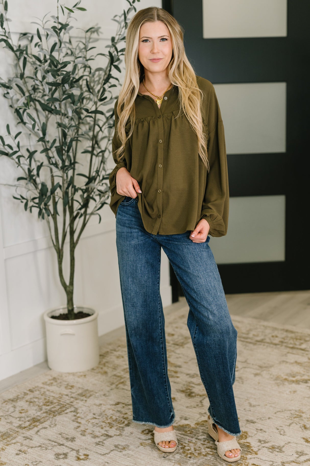 Blusa con botones "Ella tiene un camino"