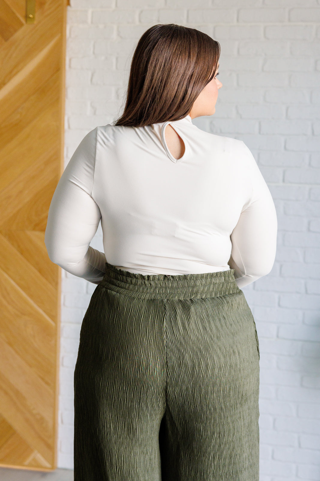 Body Simple Situation de cuello alto en blanco perla