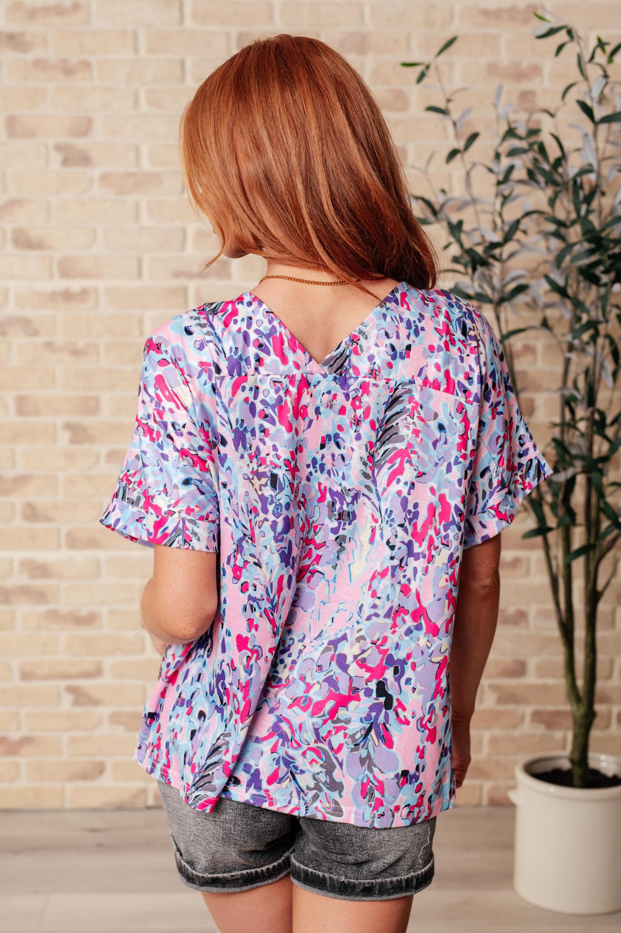 Top con cuello en V Stellar Situation