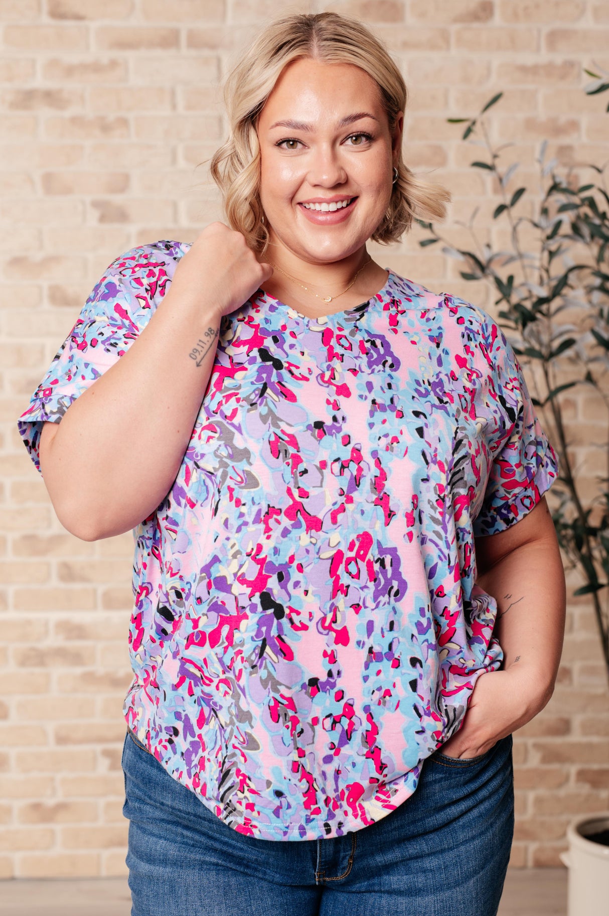Top con cuello en V Stellar Situation