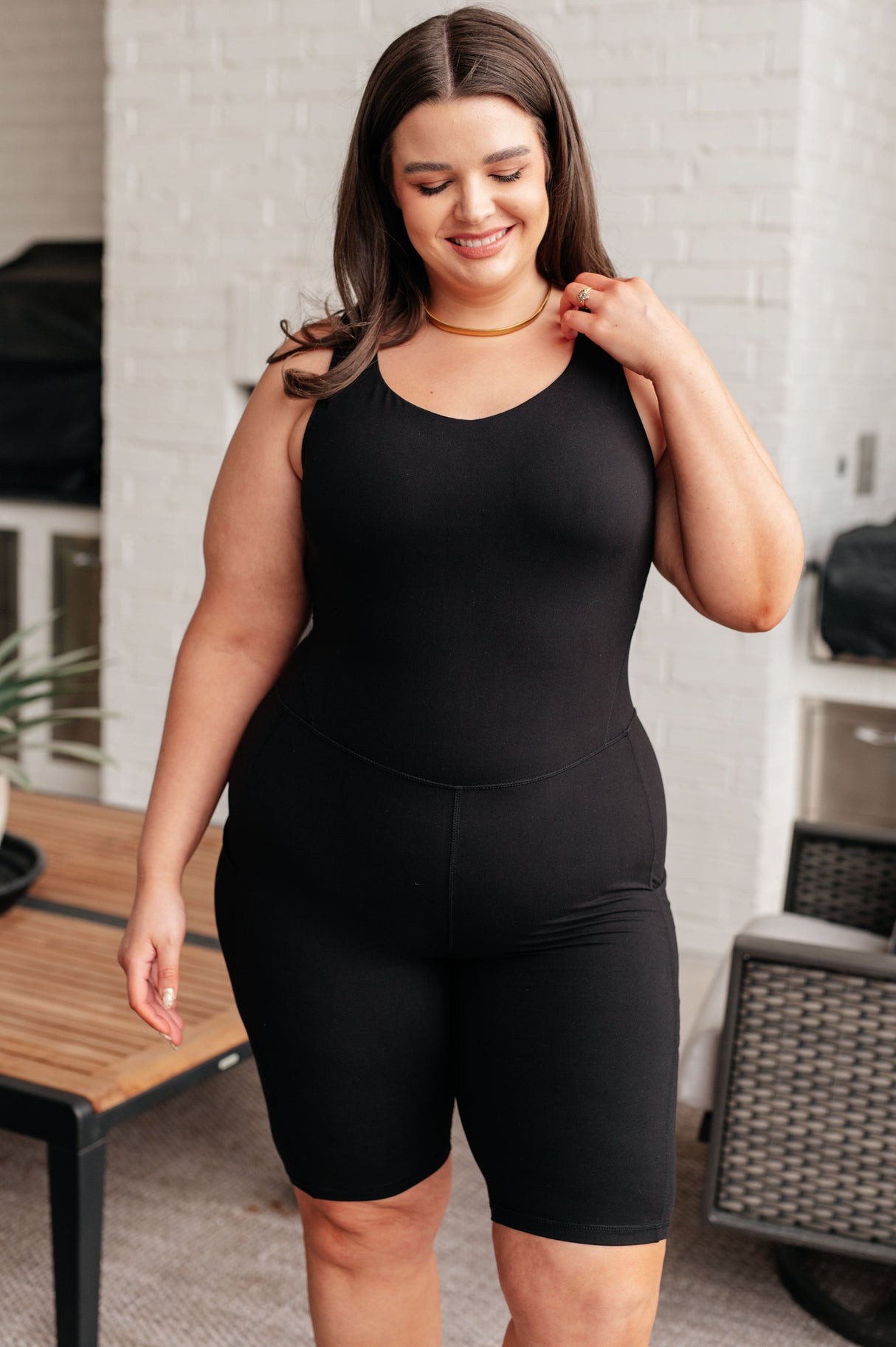 Traje de baño negro Saludos al sol
